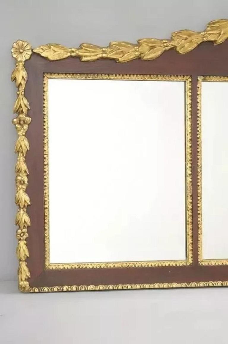Fédéral Antique Feder Federal Parcel Mahogany Three Panel Overmantel Wall Mirror en vente
