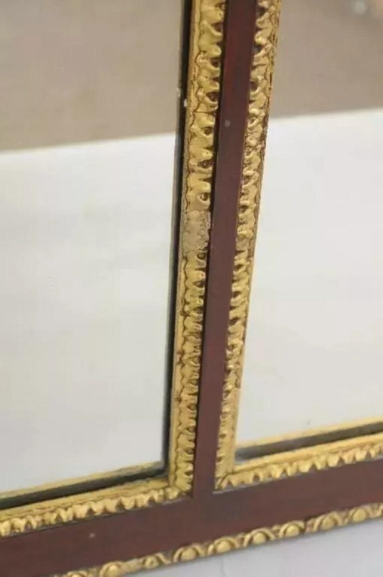 20ième siècle Antique Feder Federal Parcel Mahogany Three Panel Overmantel Wall Mirror en vente