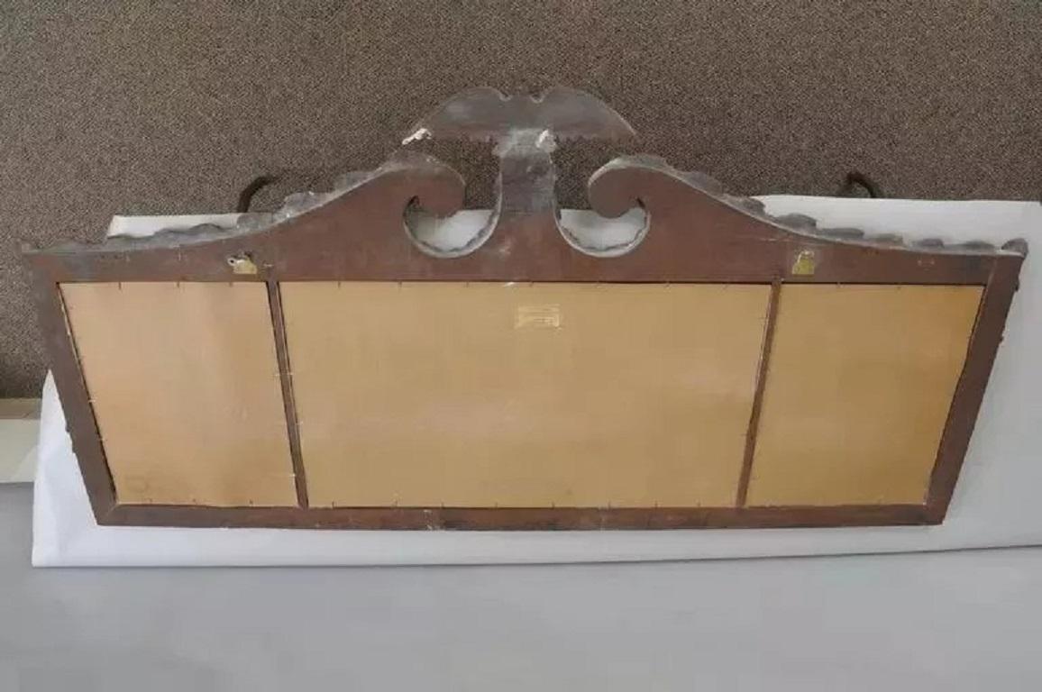 Antique Feder Federal Parcel Mahogany Three Panel Overmantel Wall Mirror en vente 1