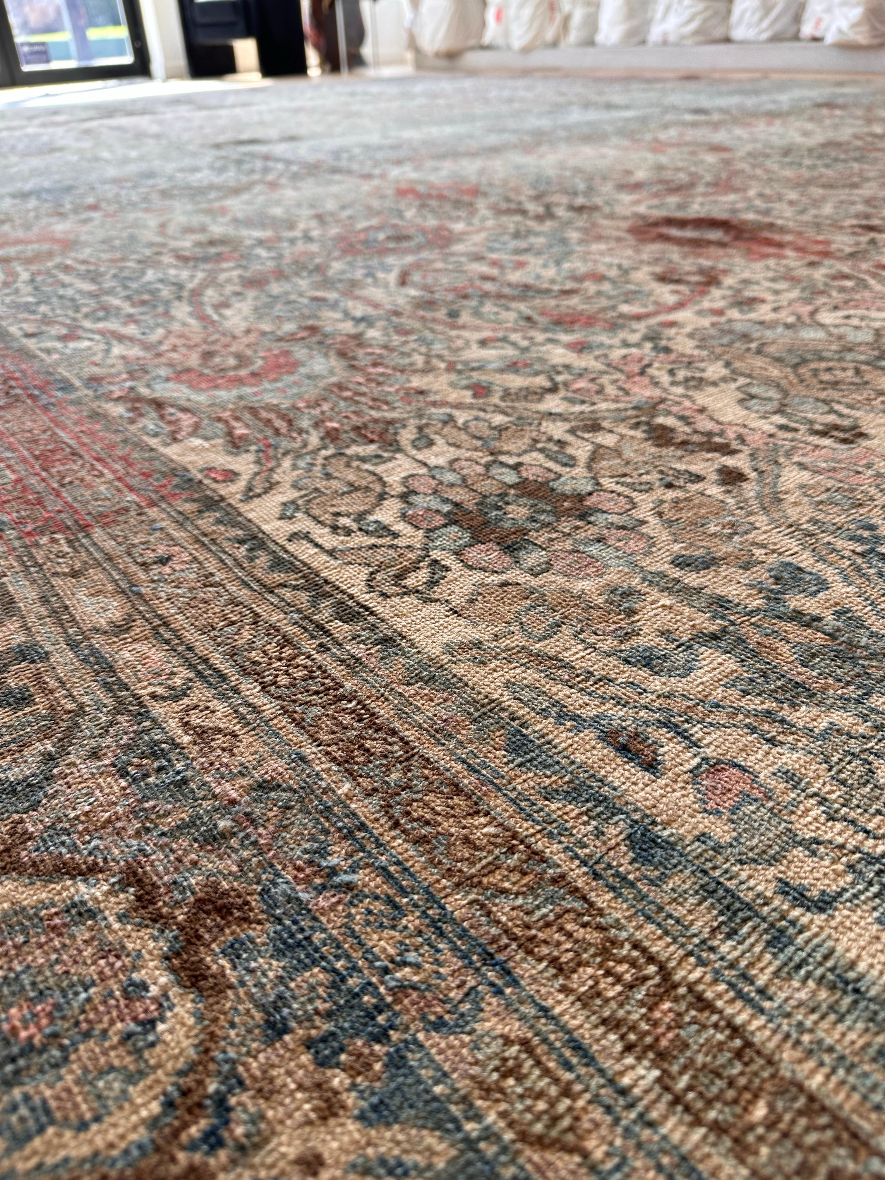Antique Bijar Carpet Oriental Carpet, Handmade, Ivory, Coral, Light Blue, Taupe For Sale 5