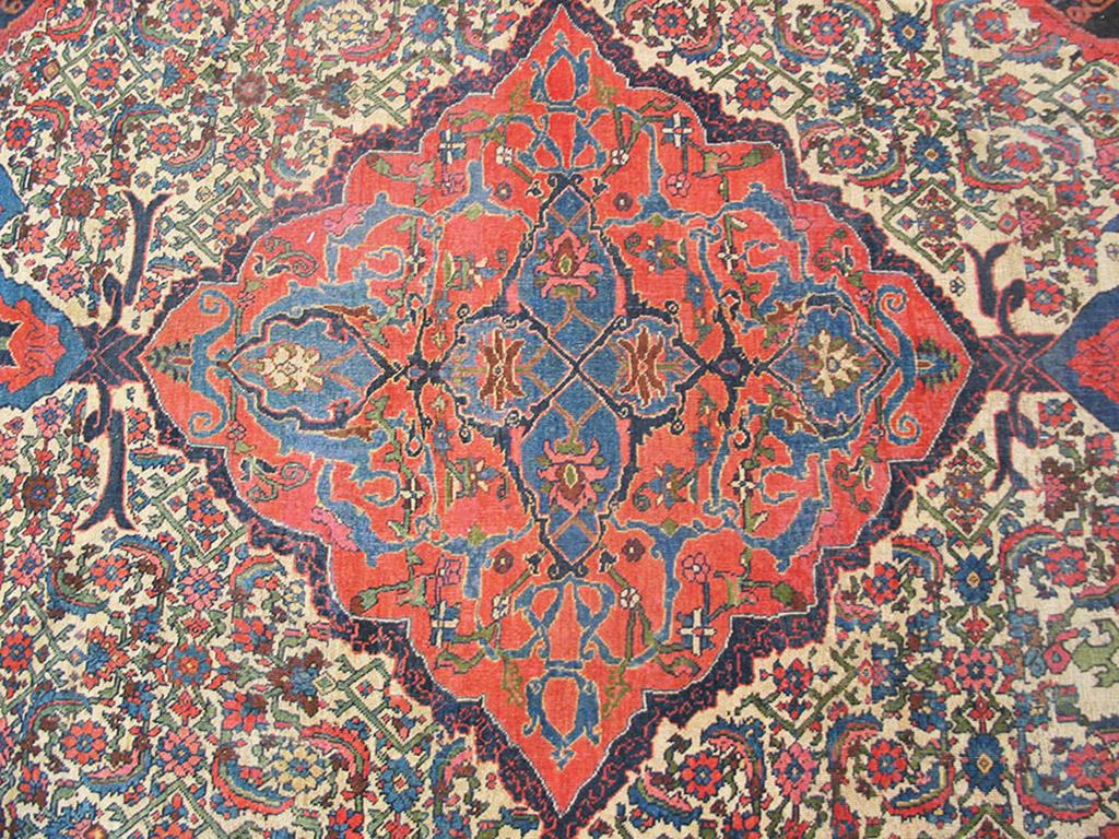 Late 19th Century Persian Bijar Carpet ( 8' x 12' - 245 x 365 ) In Good Condition For Sale In New York, NY