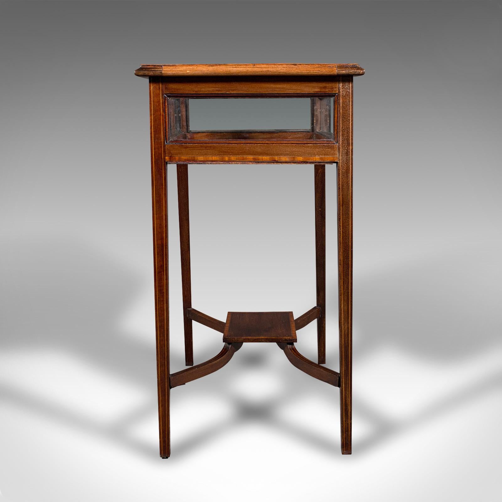 Antique Bijouterie Table, English, Walnut, Display Cabinet on Stand, Edwardian In Good Condition In Hele, Devon, GB