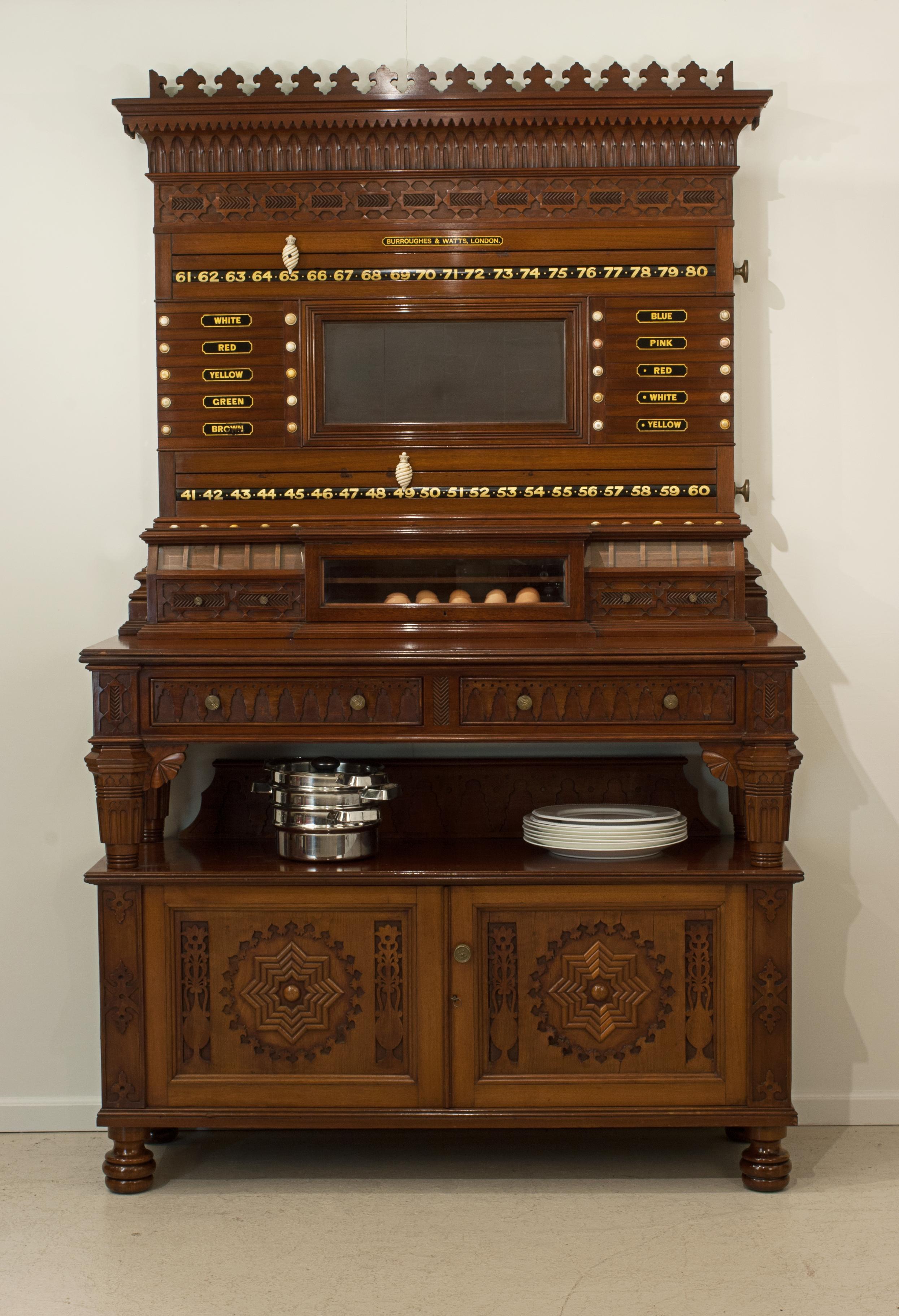 Antique Billiard, Snooker Score Board, Cabinet in Mahogany For Sale 10