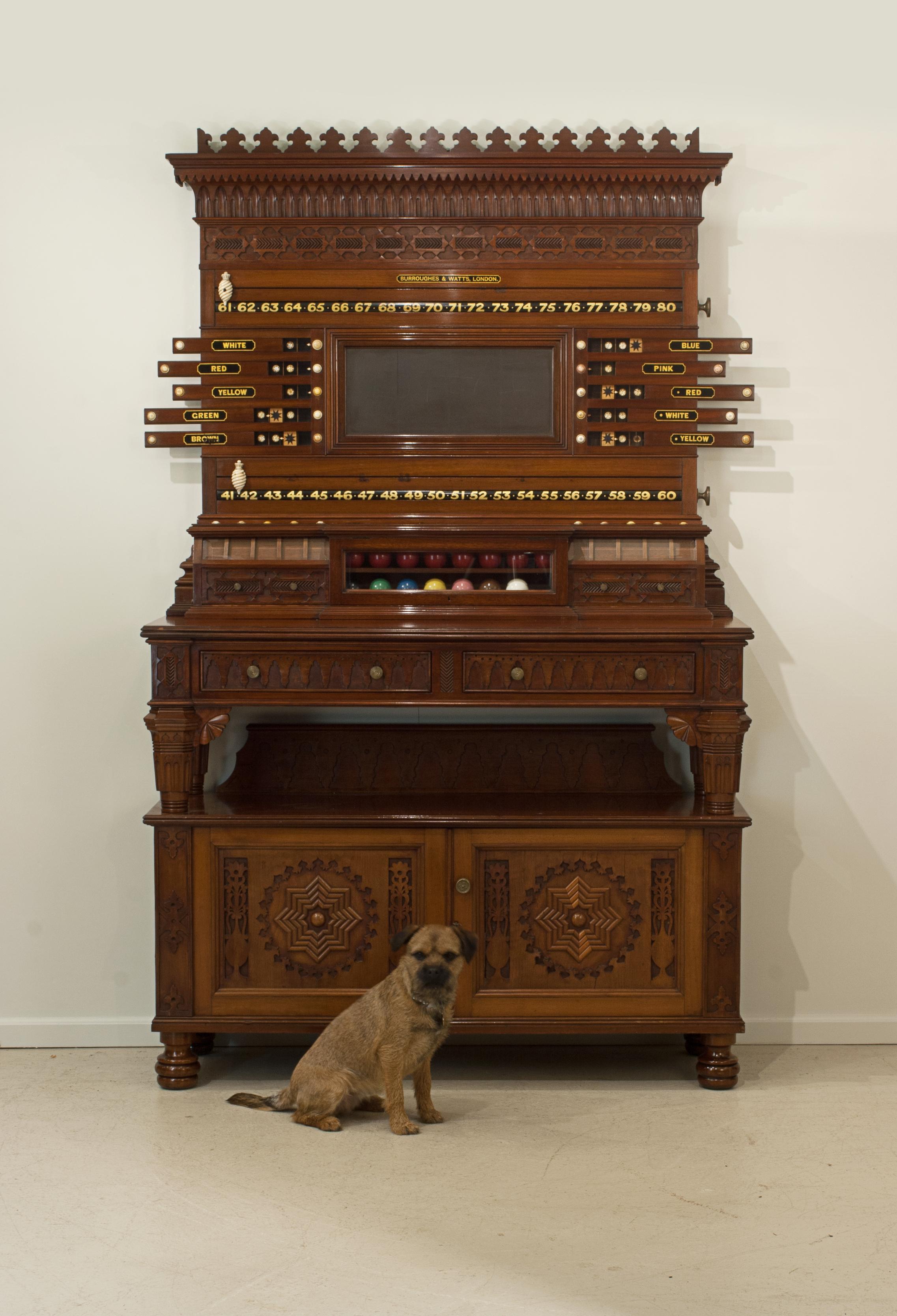 Antique Billiard, Snooker Score Board, Cabinet in Mahogany In Good Condition For Sale In Oxfordshire, GB