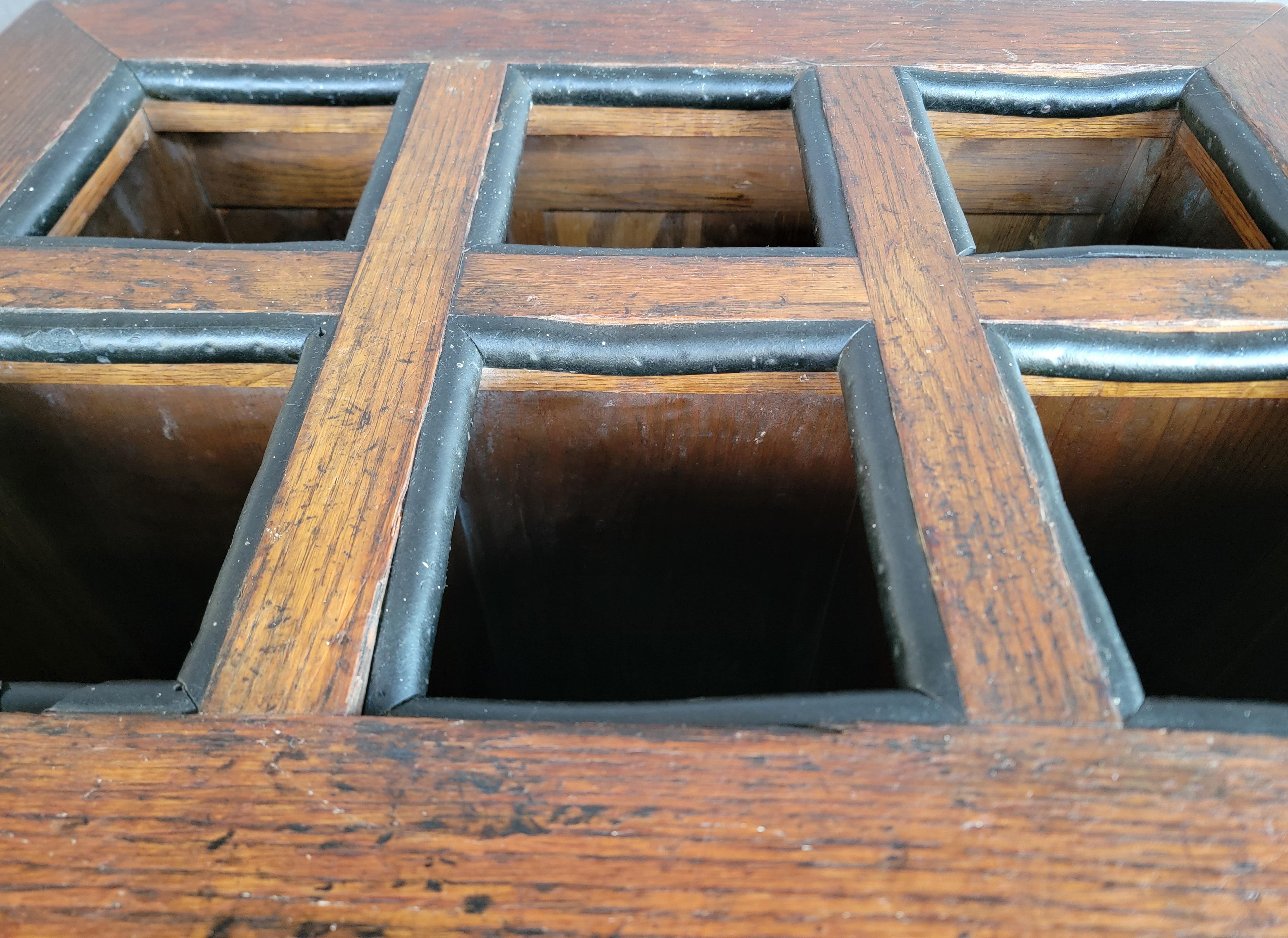 Antico contenitore per stecche da biliardo in vendita 7