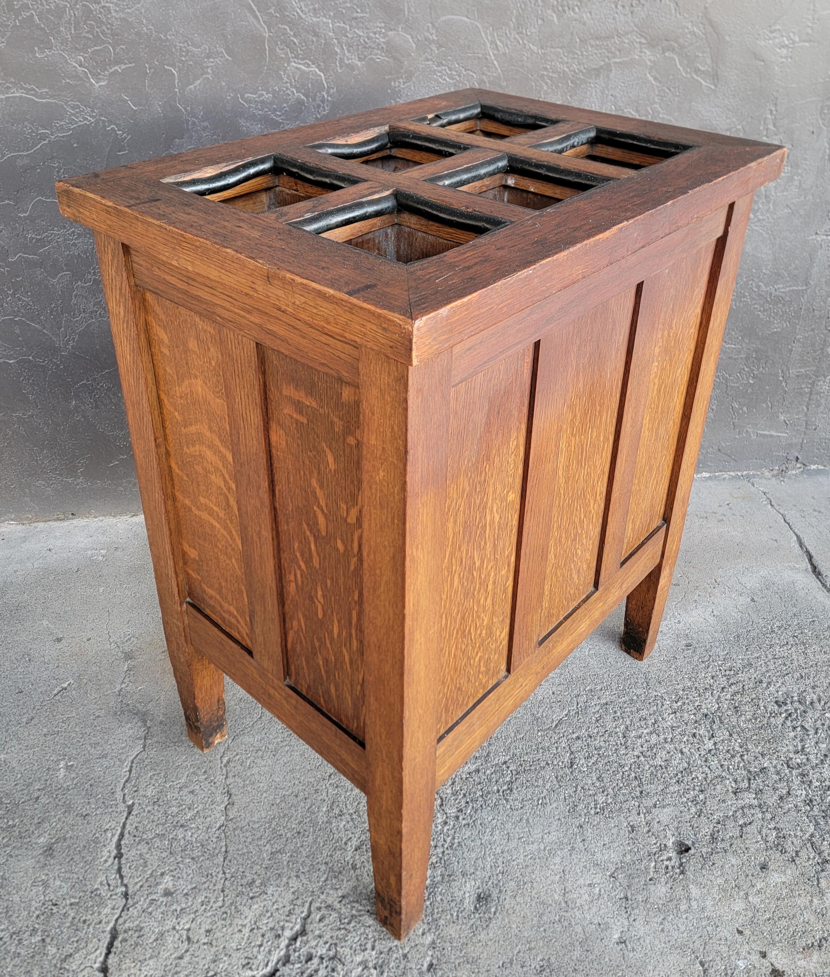 Antico contenitore per stecche da biliardo In condizioni buone in vendita a Fulton, CA