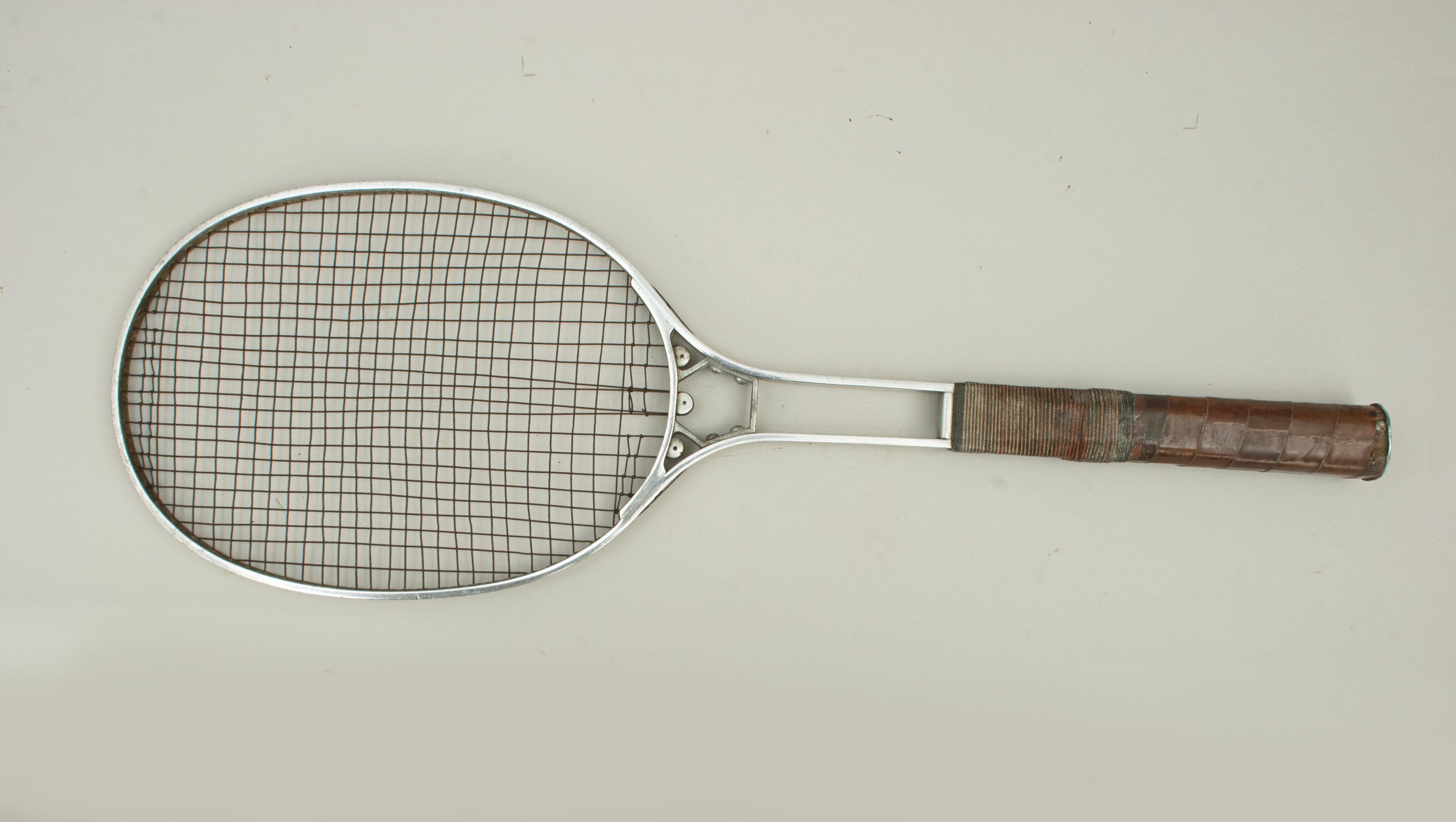 Ancienne raquette de tennis sur gazon Birmal en métal, entièrement en métal en vente 6