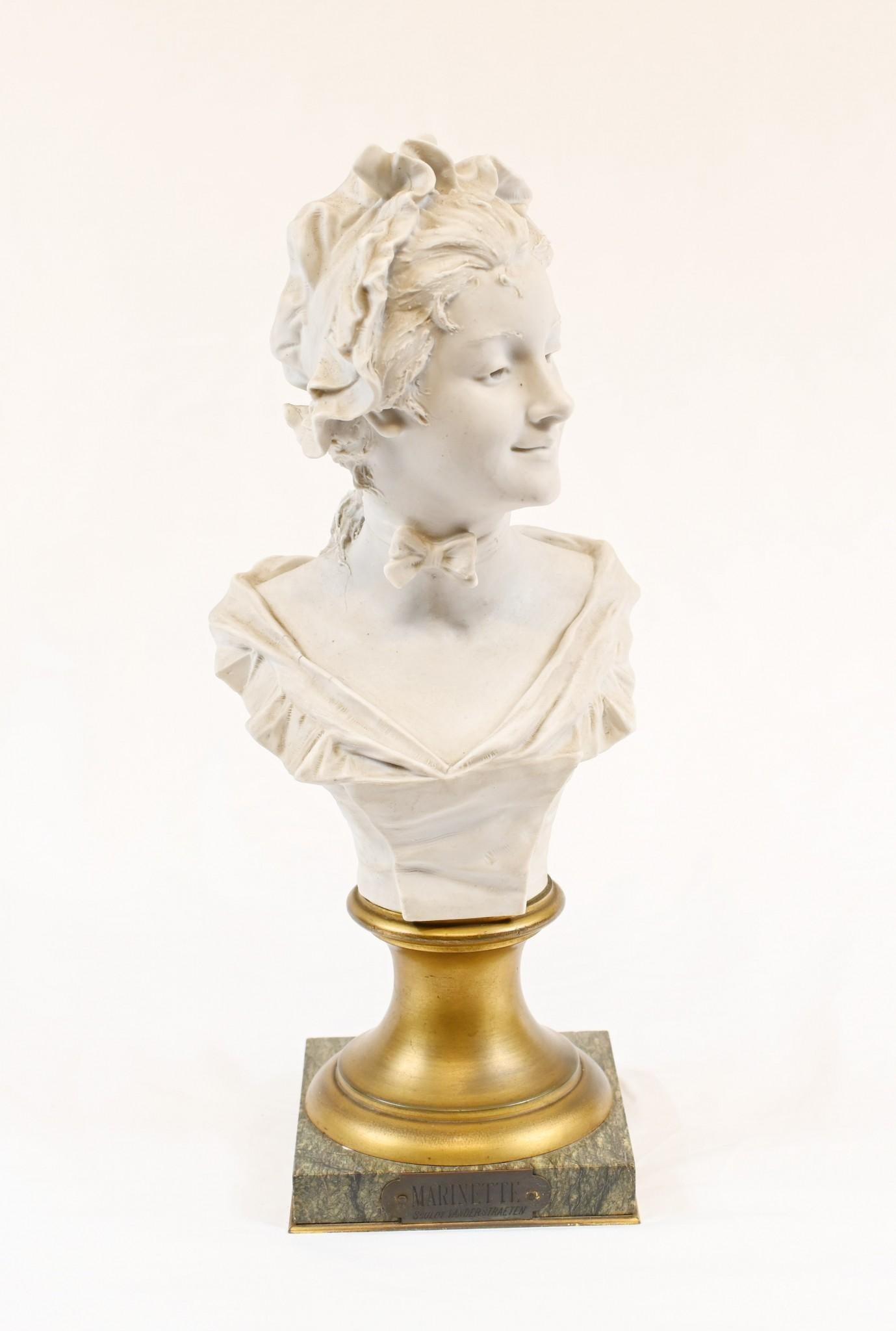 Buste En Marbre Blanc De Carrare , Jeune Femme à l'Antique