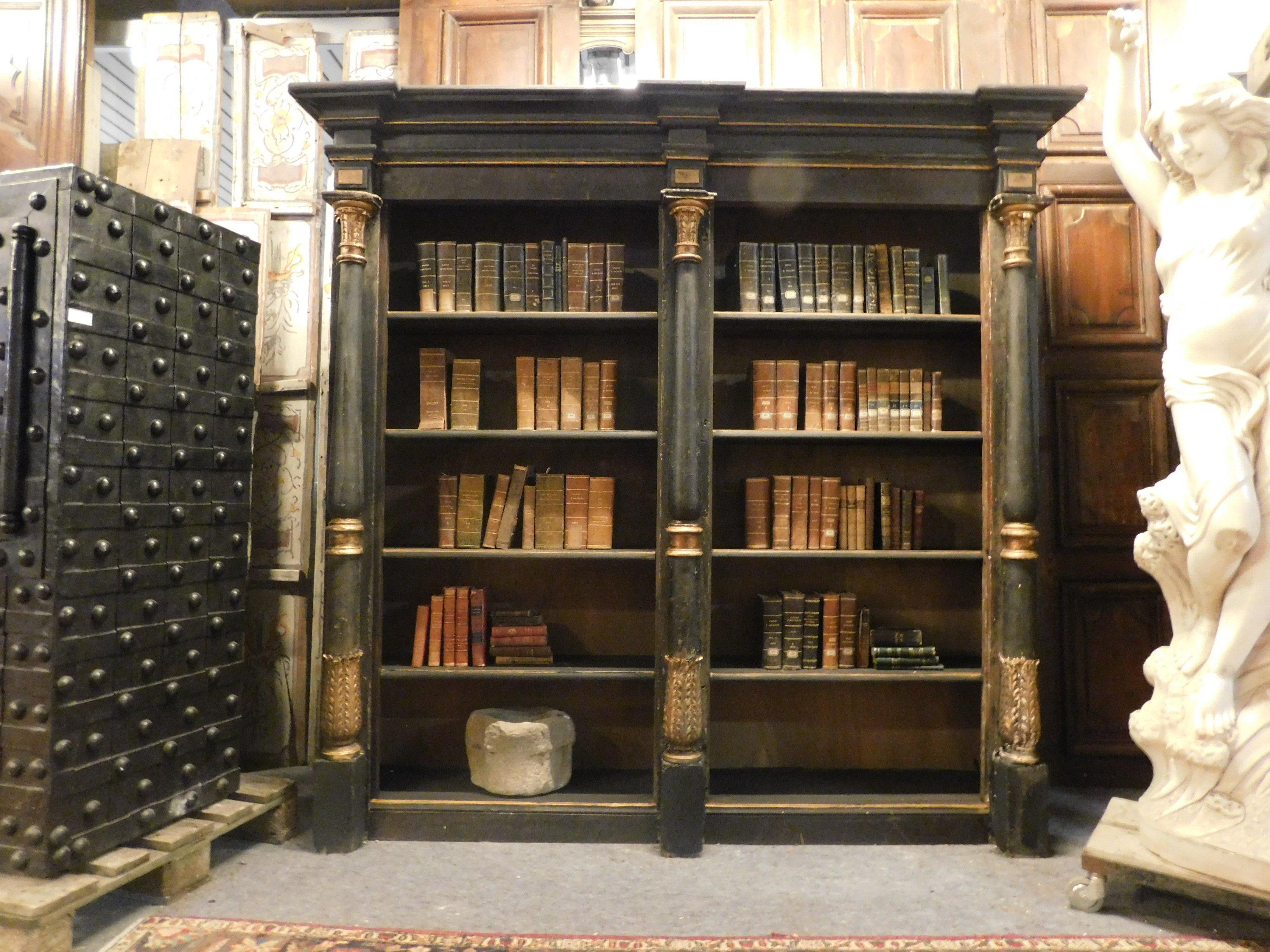 1800s bookshelf