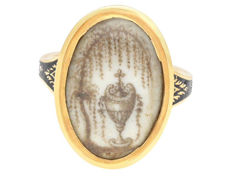 Women's or Men's Antique Black Enamel and Yellow Gold Sepia Mourning Ring, Circa 1780 For Sale