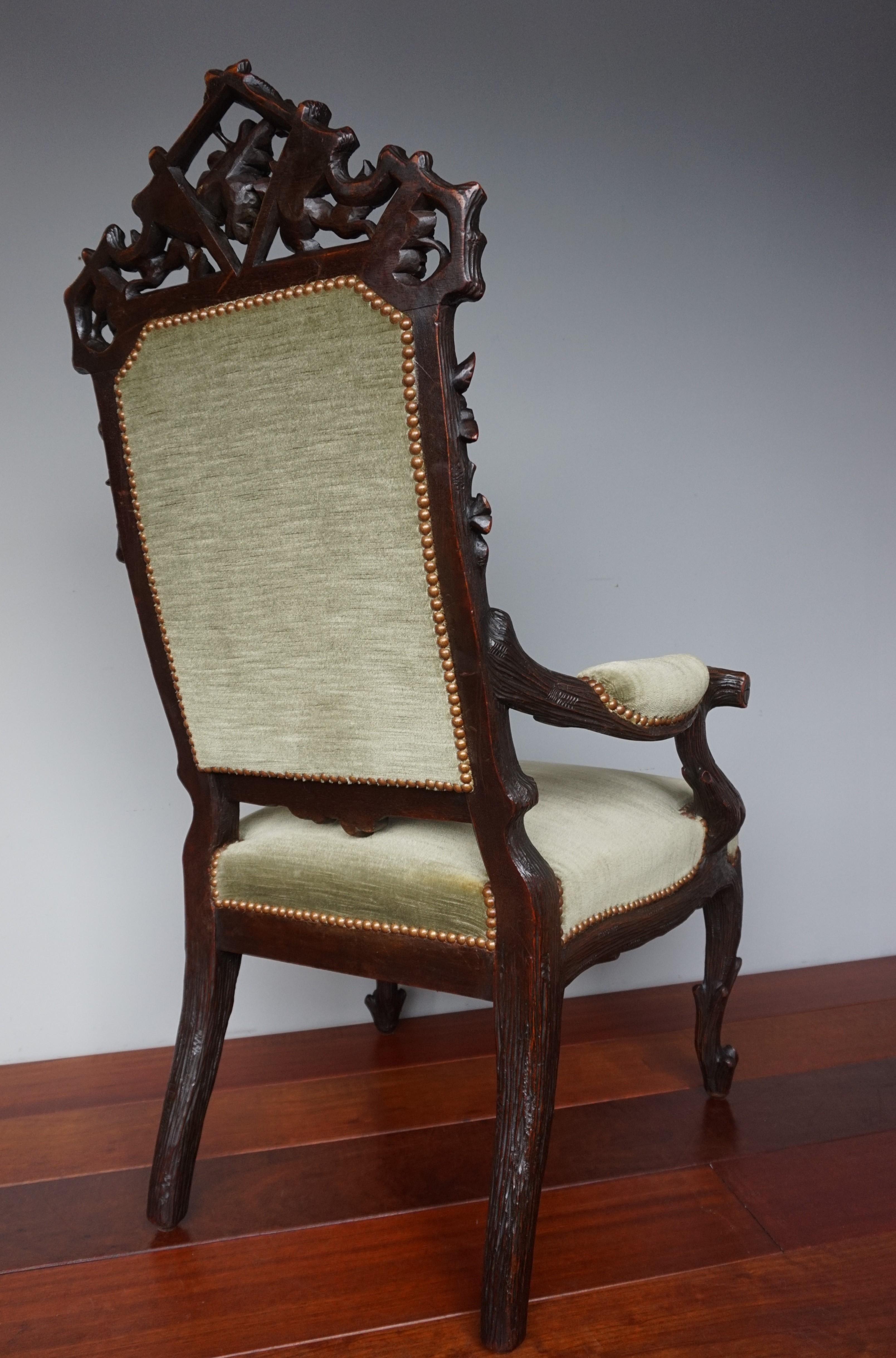 Fauteuil de lecture ou fauteuil ancien de la Forêt-Noire par Horrix avec tissu d'ameublement parfait en vente 9