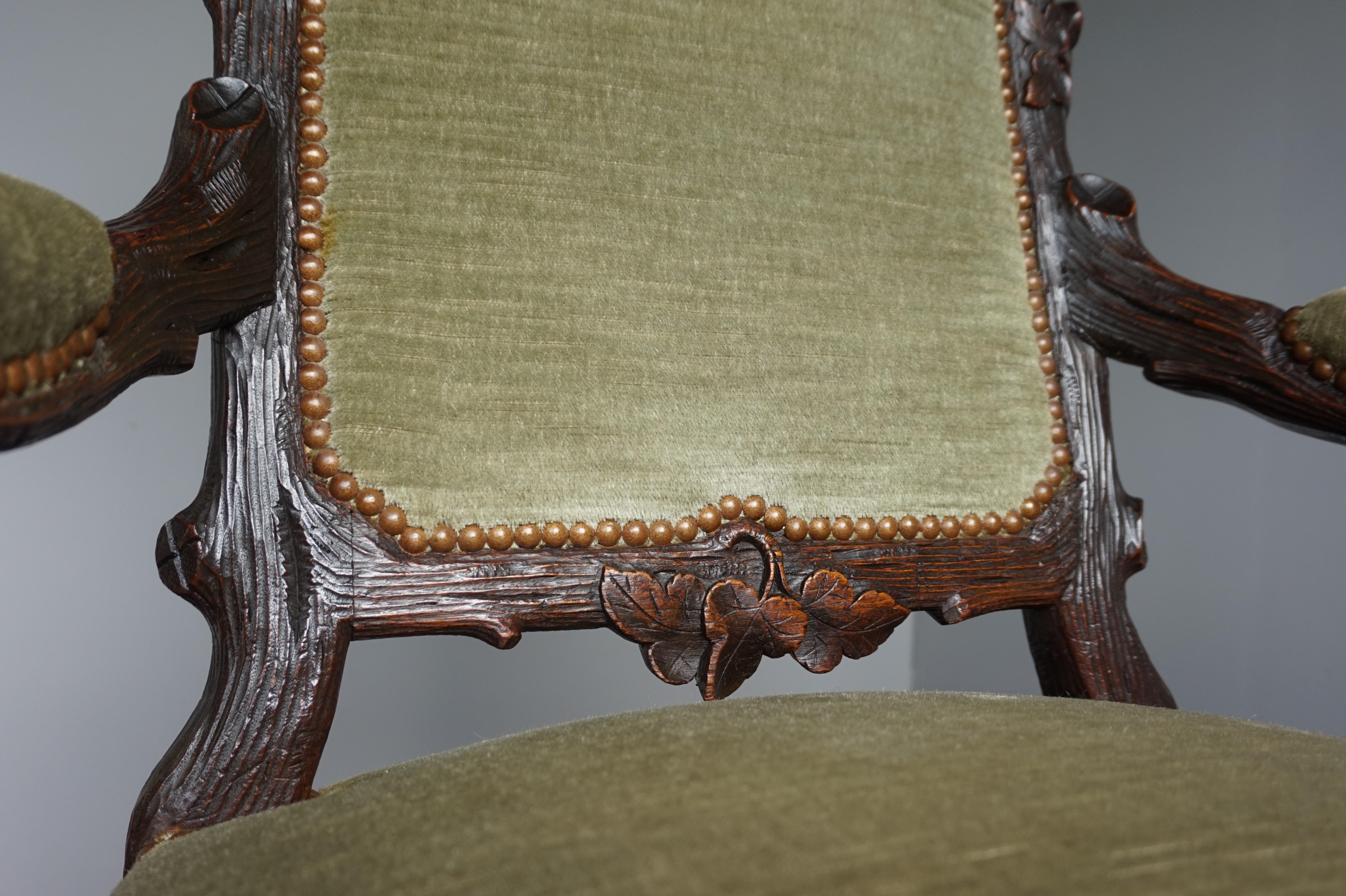 XIXe siècle Fauteuil de lecture ou fauteuil ancien de la Forêt-Noire par Horrix avec tissu d'ameublement parfait en vente