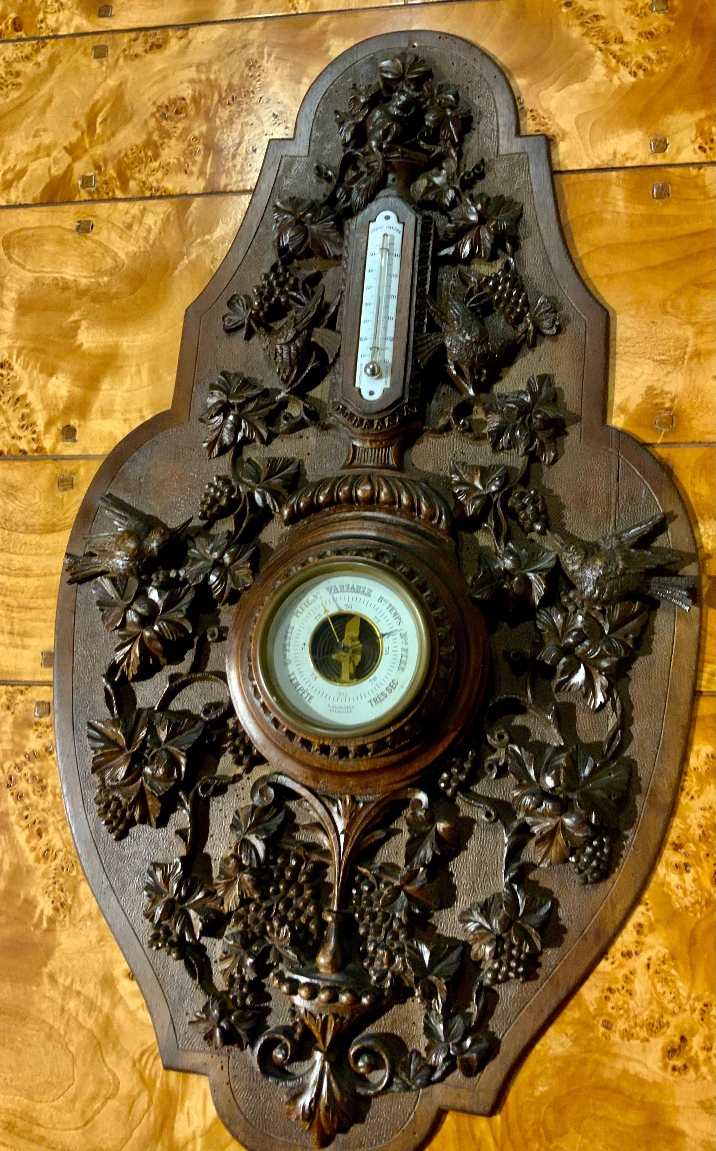 Antique Black Forest barometer with humming birds and grapes hand carved For Sale 2