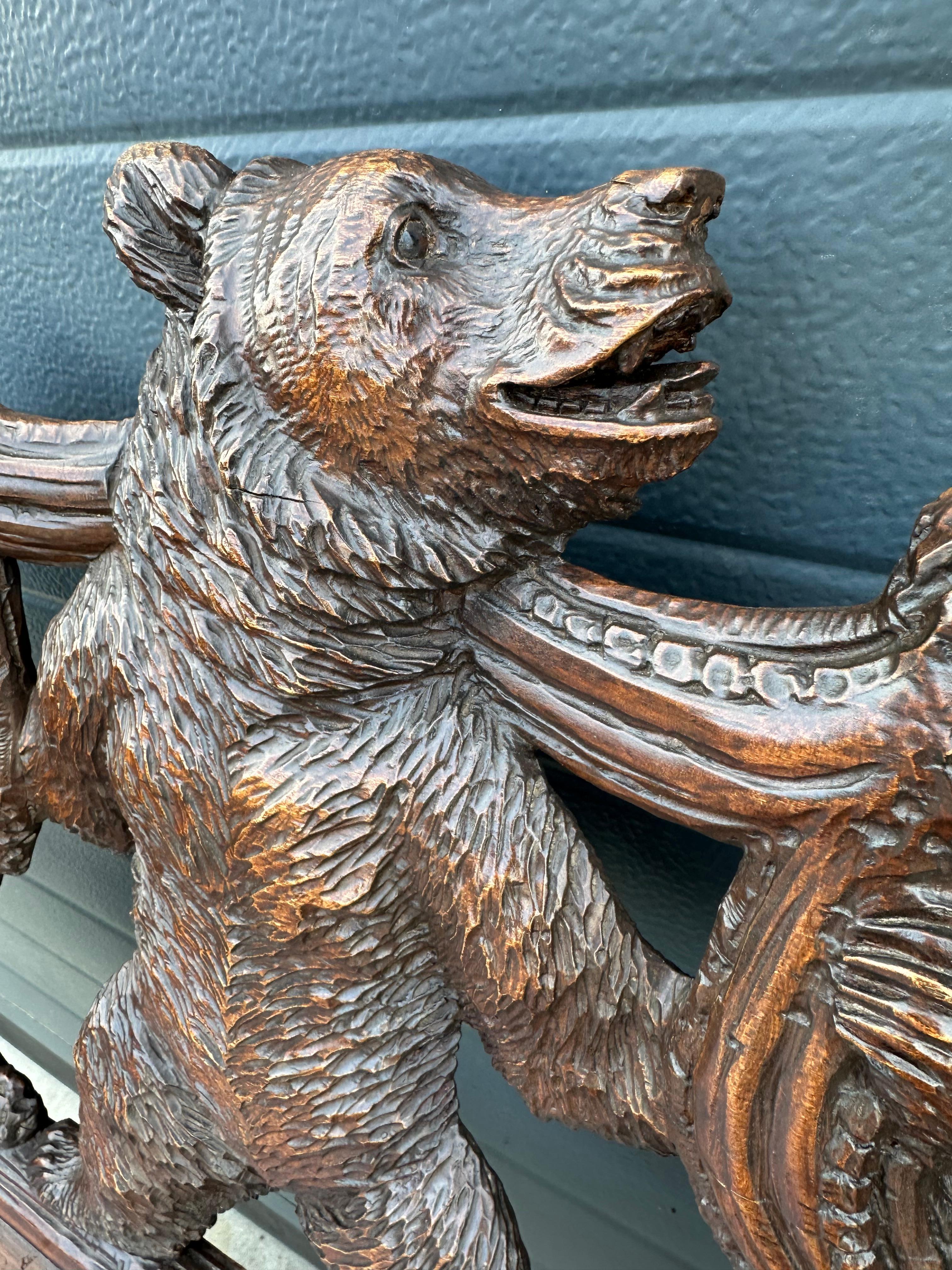 Antique Black Forest Bear Bench w. Five Bear Sculptures & Carved Oak Leaf Seat For Sale 7