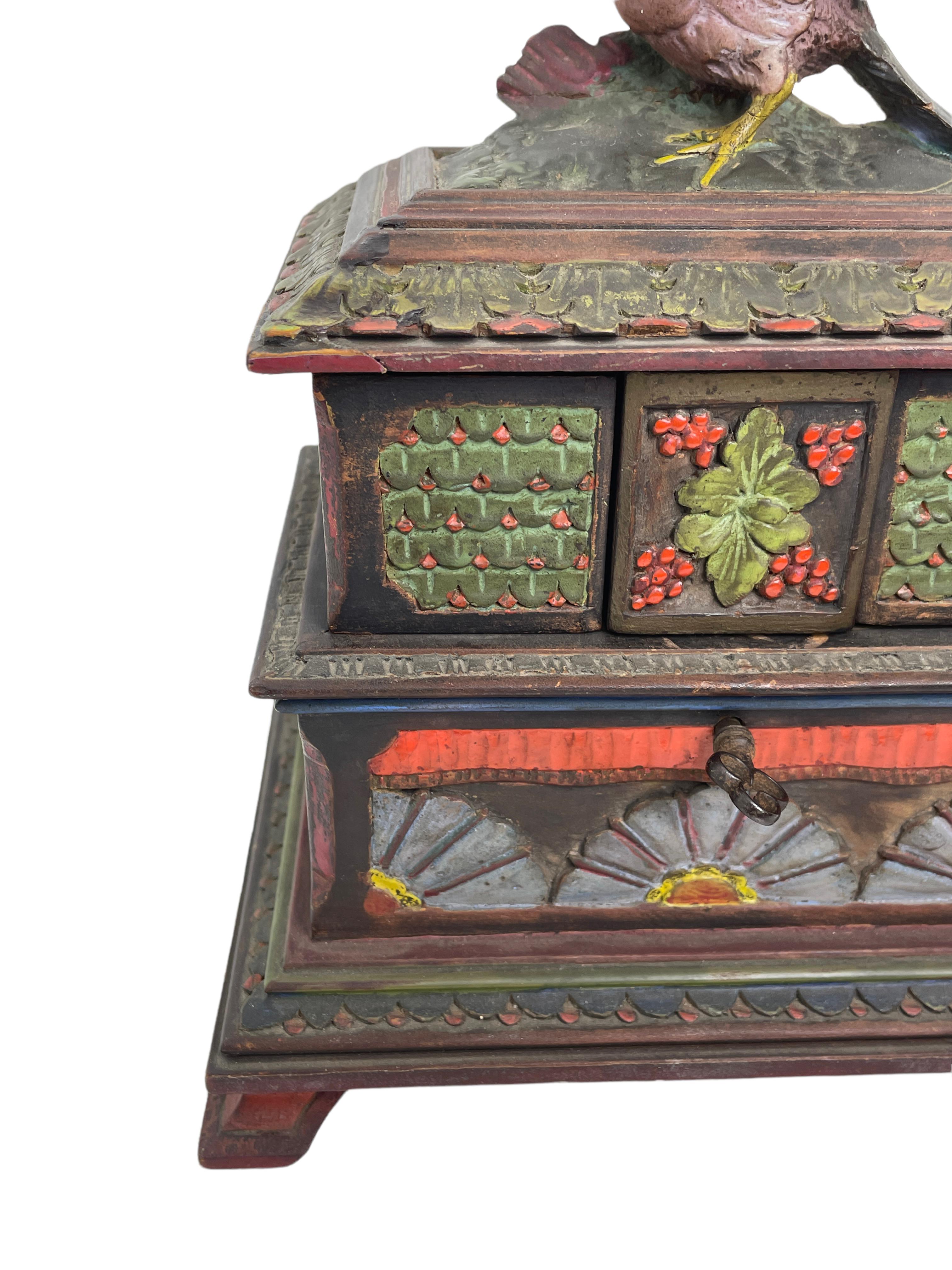 Antike Black Forest Brienz Hand geschnitzt Trinket Box, Folk Art 1890s im Angebot 4