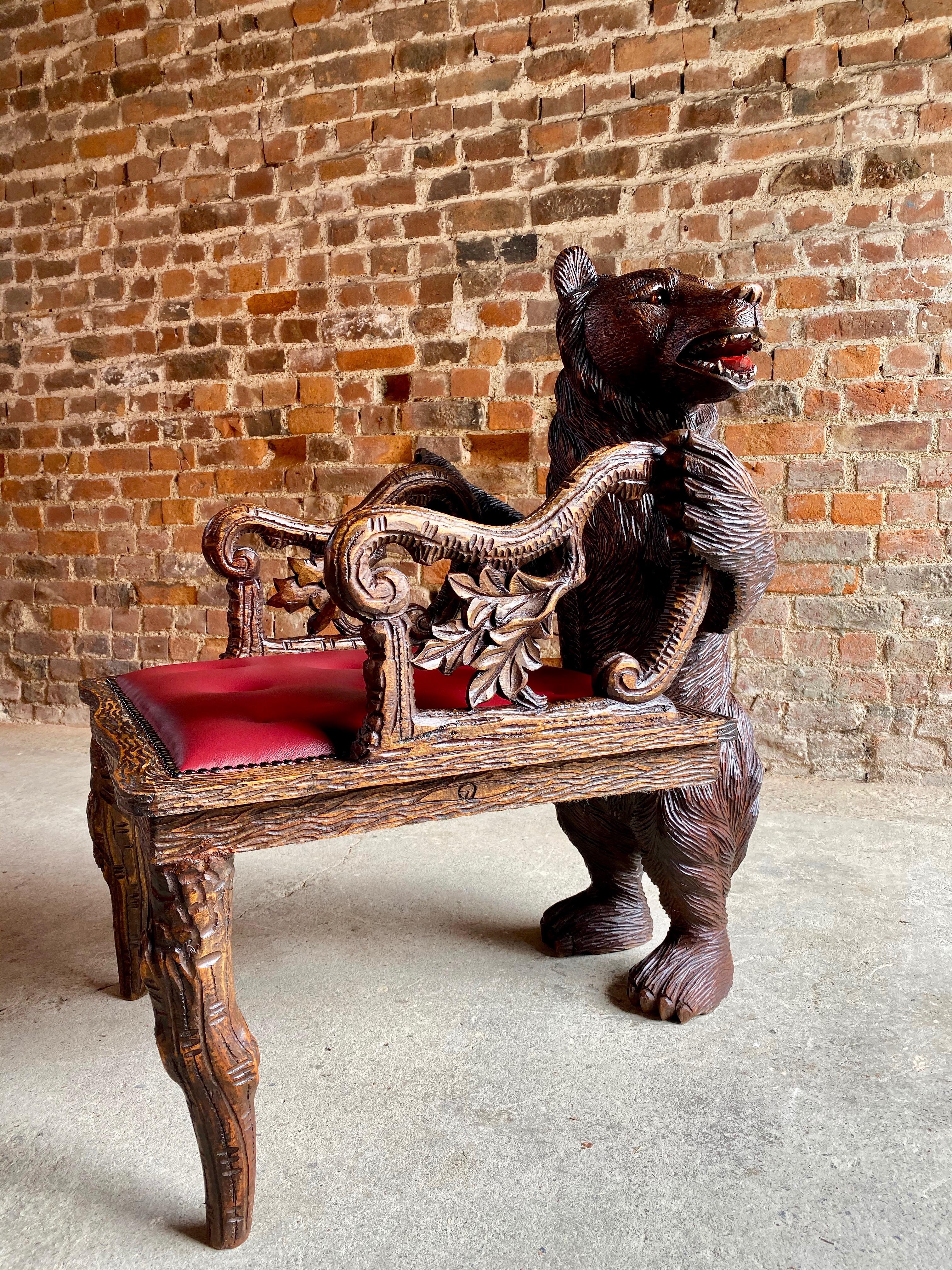 Antique Black Forest Carved Bear Hall Chair Armchair, 19th Century, circa 1875 In Good Condition In Longdon, Tewkesbury