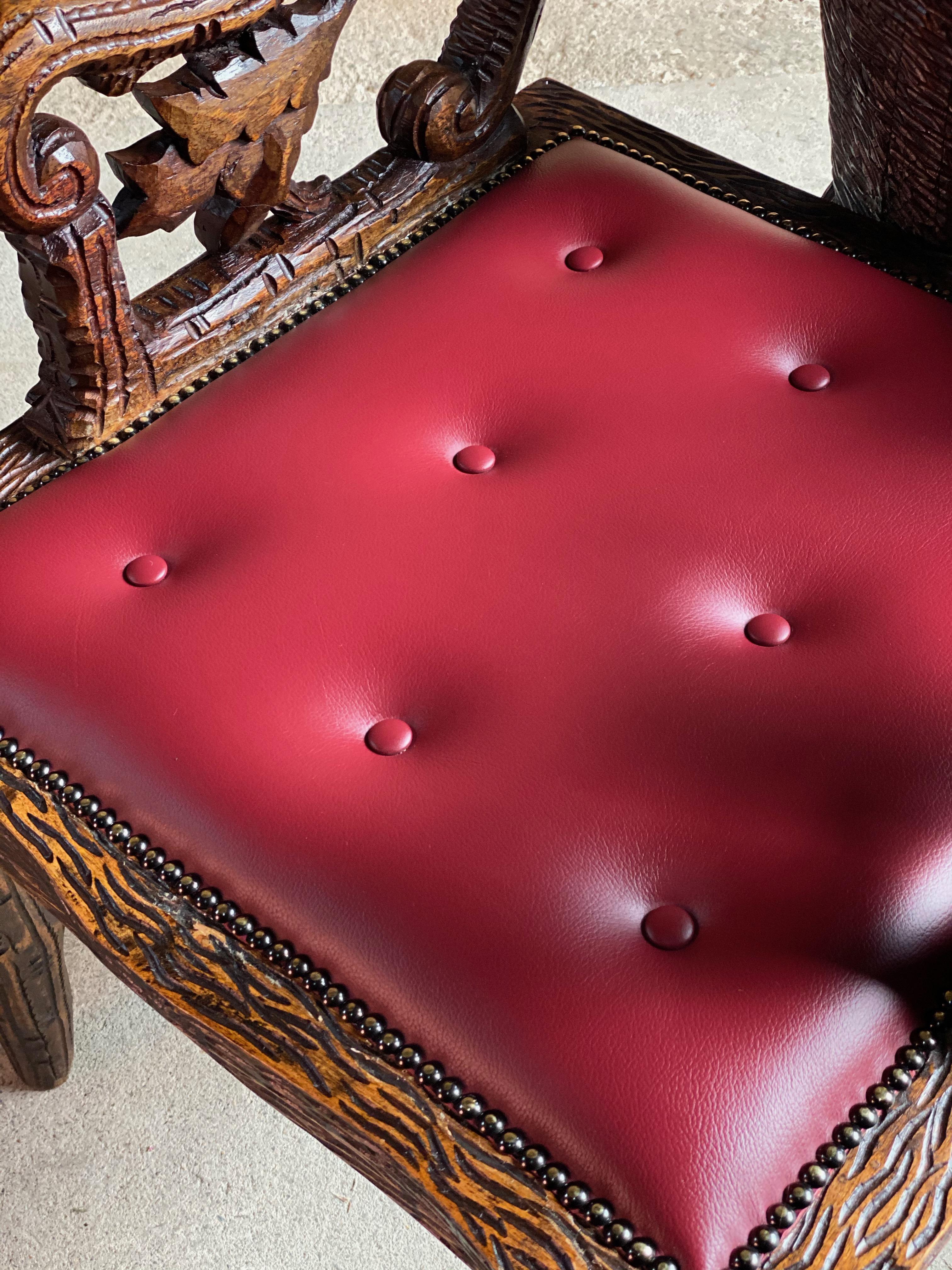 Late 19th Century Antique Black Forest Carved Bear Hall Chair Armchair, 19th Century, circa 1875