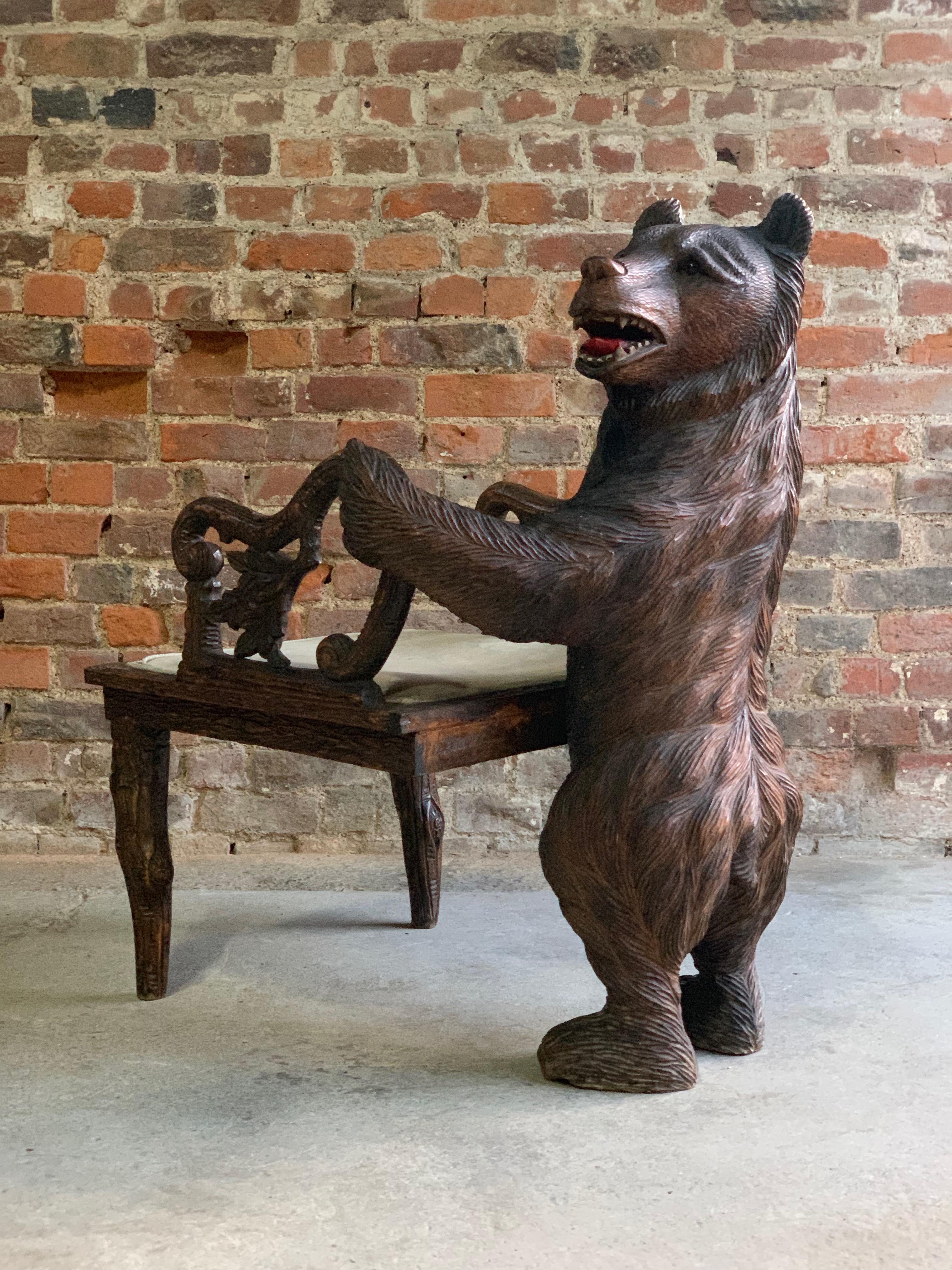 Wood Antique Black Forest Carved Bear Hall Chair Armchair, 19th Century, circa 1875