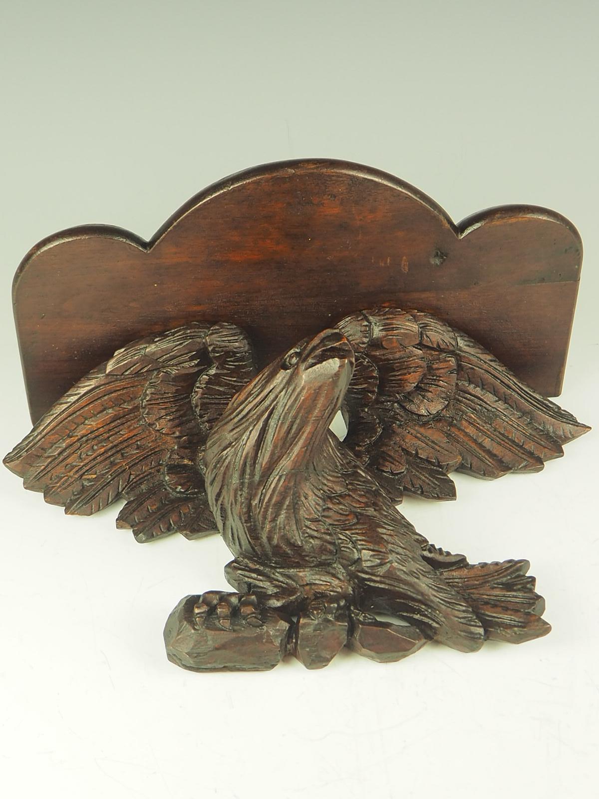 Antique Black Forest Carved Eagle Shelf In Good Condition In Lincoln, GB