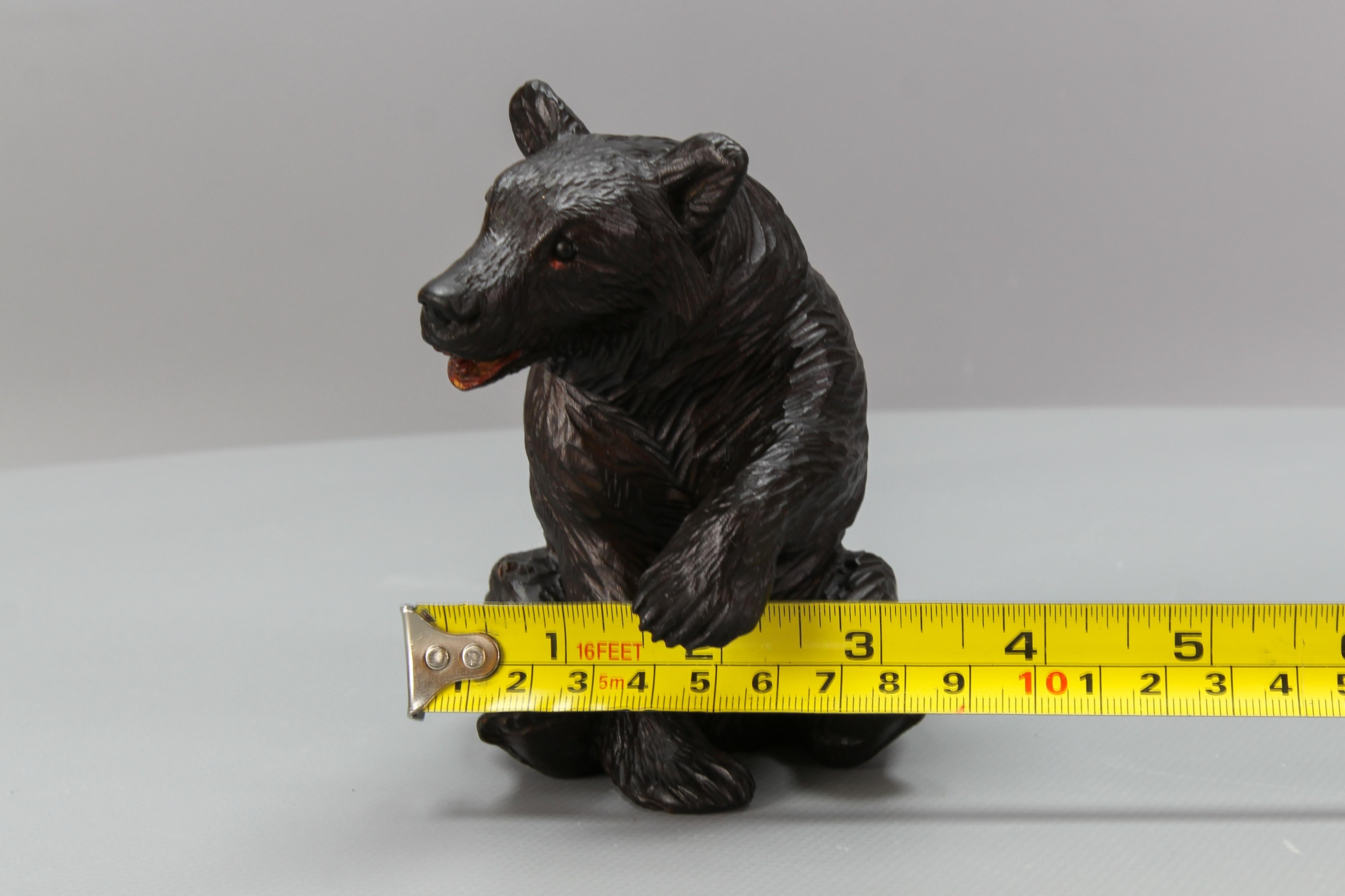 Antique Black Forest Carved Seated Bear Figure For Sale 7