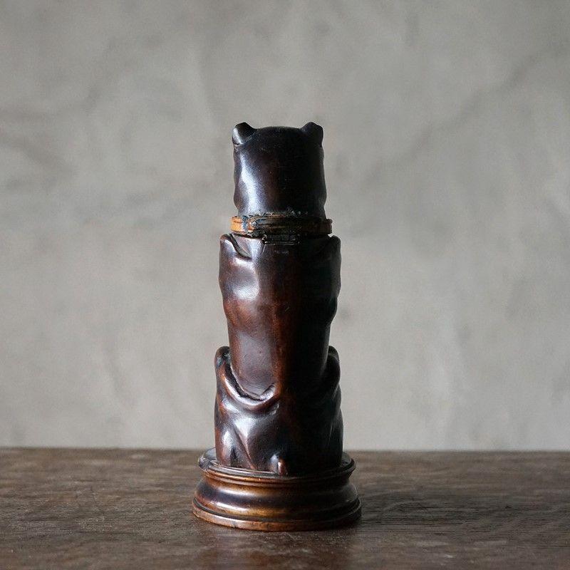 Antique Black Forest Carved Wooden Pug Inkwell, 19th Century Dog Carving  For Sale 2