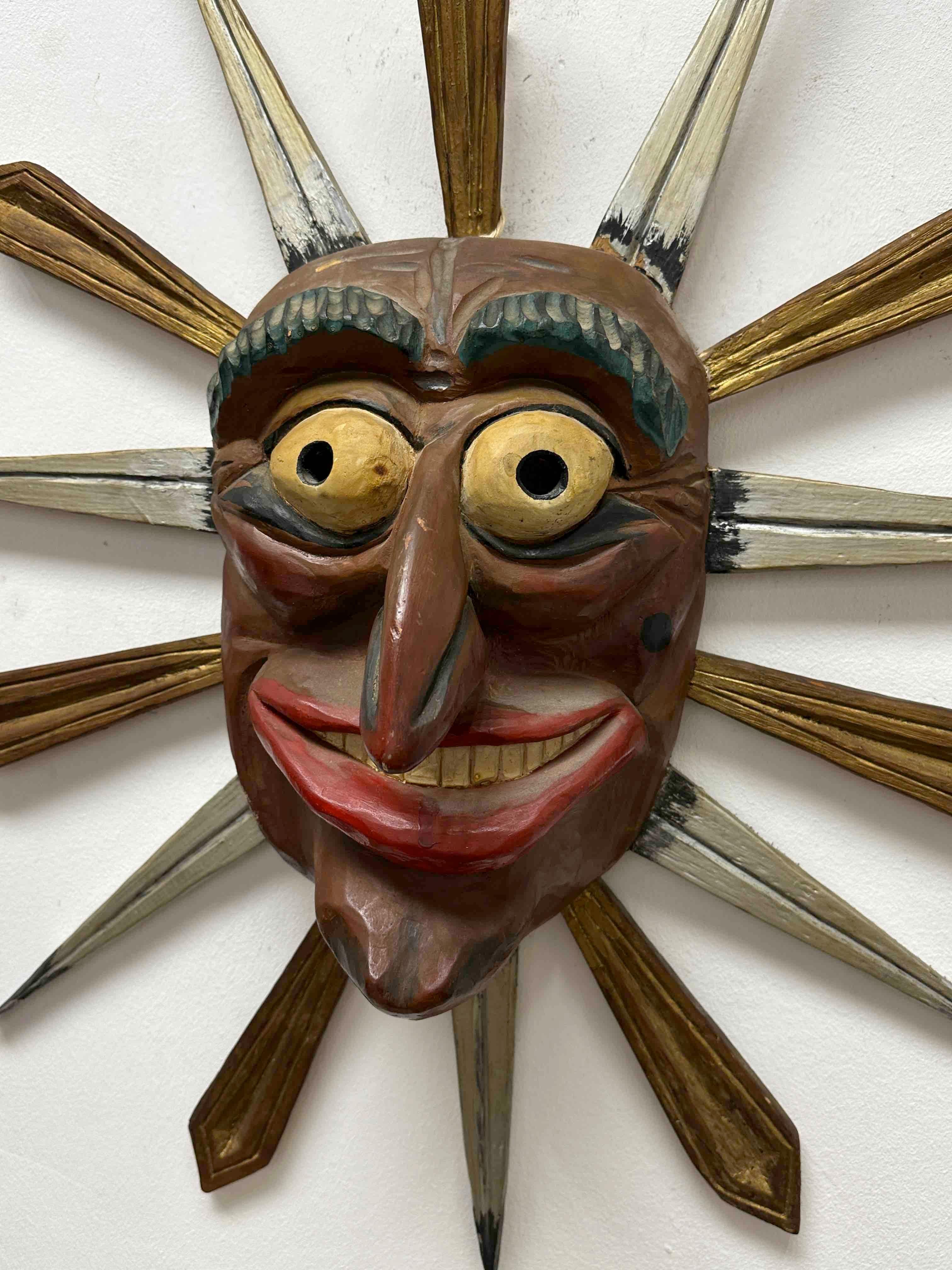 Antike Schwarzwälder Volkskunst Alpenteufel Zwerg aus Holz geschnitzt Maske, 1930er Jahre (Schwarzwald) im Angebot