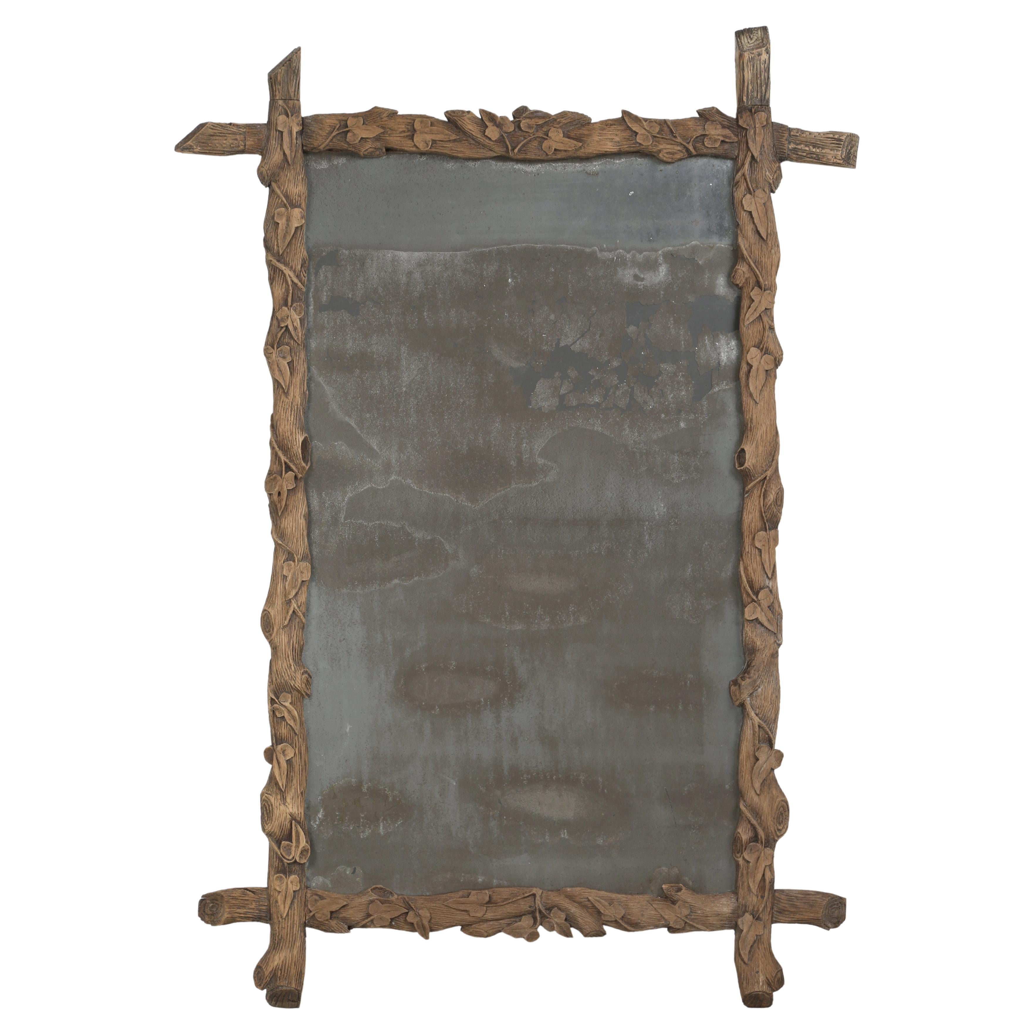 Antiker Black Forest Handgeschnitzter Spiegel Original 2. passender Spiegel verfügbar im Angebot
