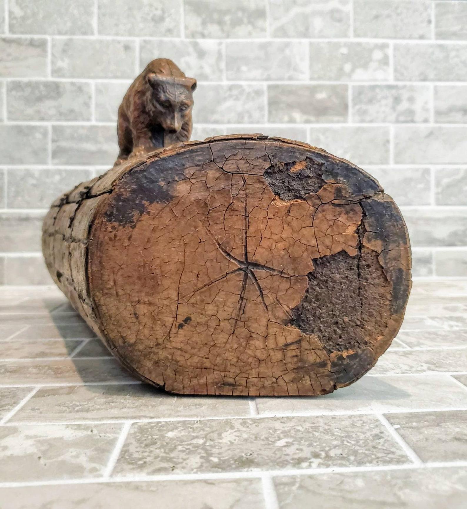 Antique Black Forest Hand Carved Wooden Box In Good Condition In Forney, TX
