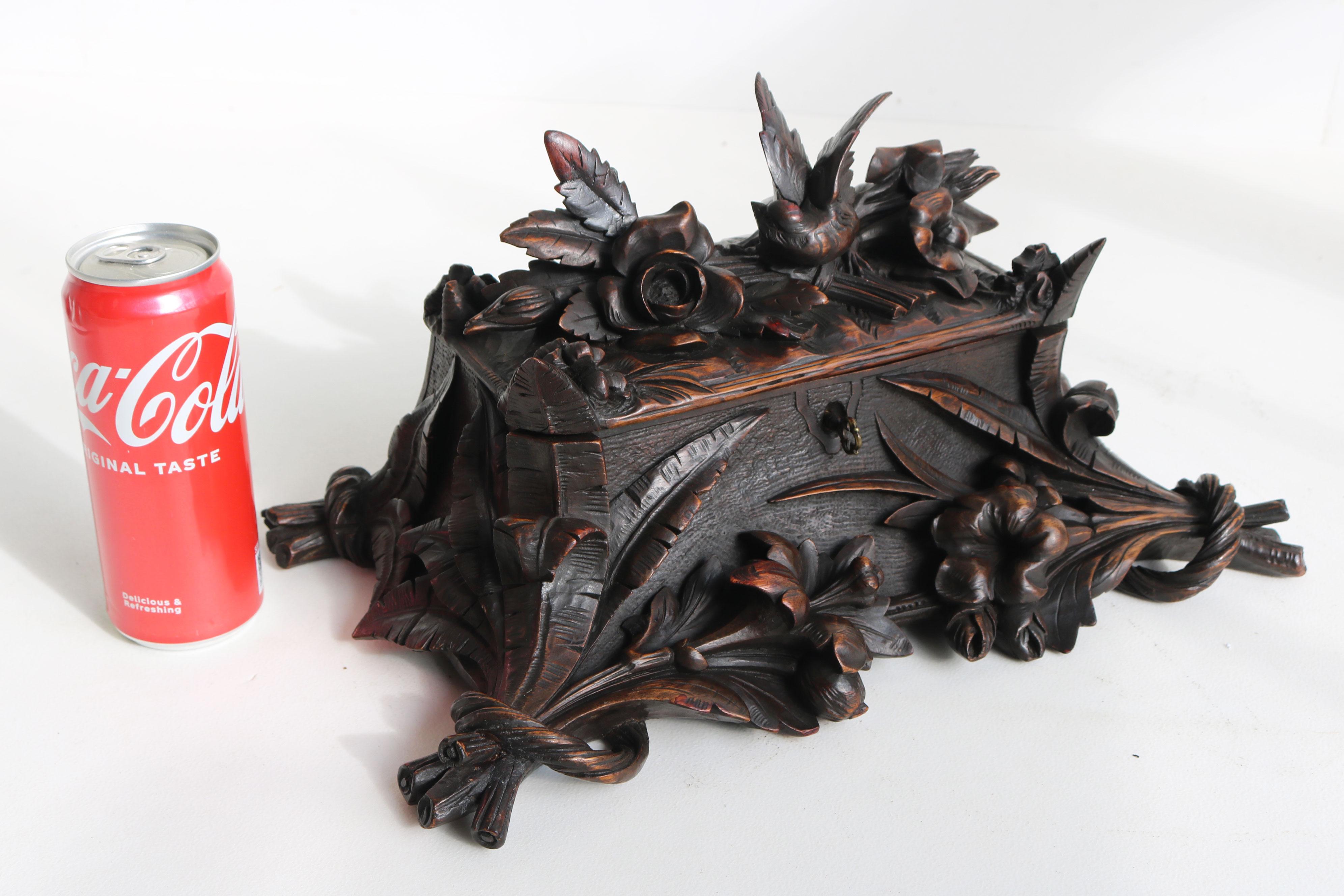 19th Century Antique Black forest jewelry carved walnut swiss 19th century Flowers and bird For Sale