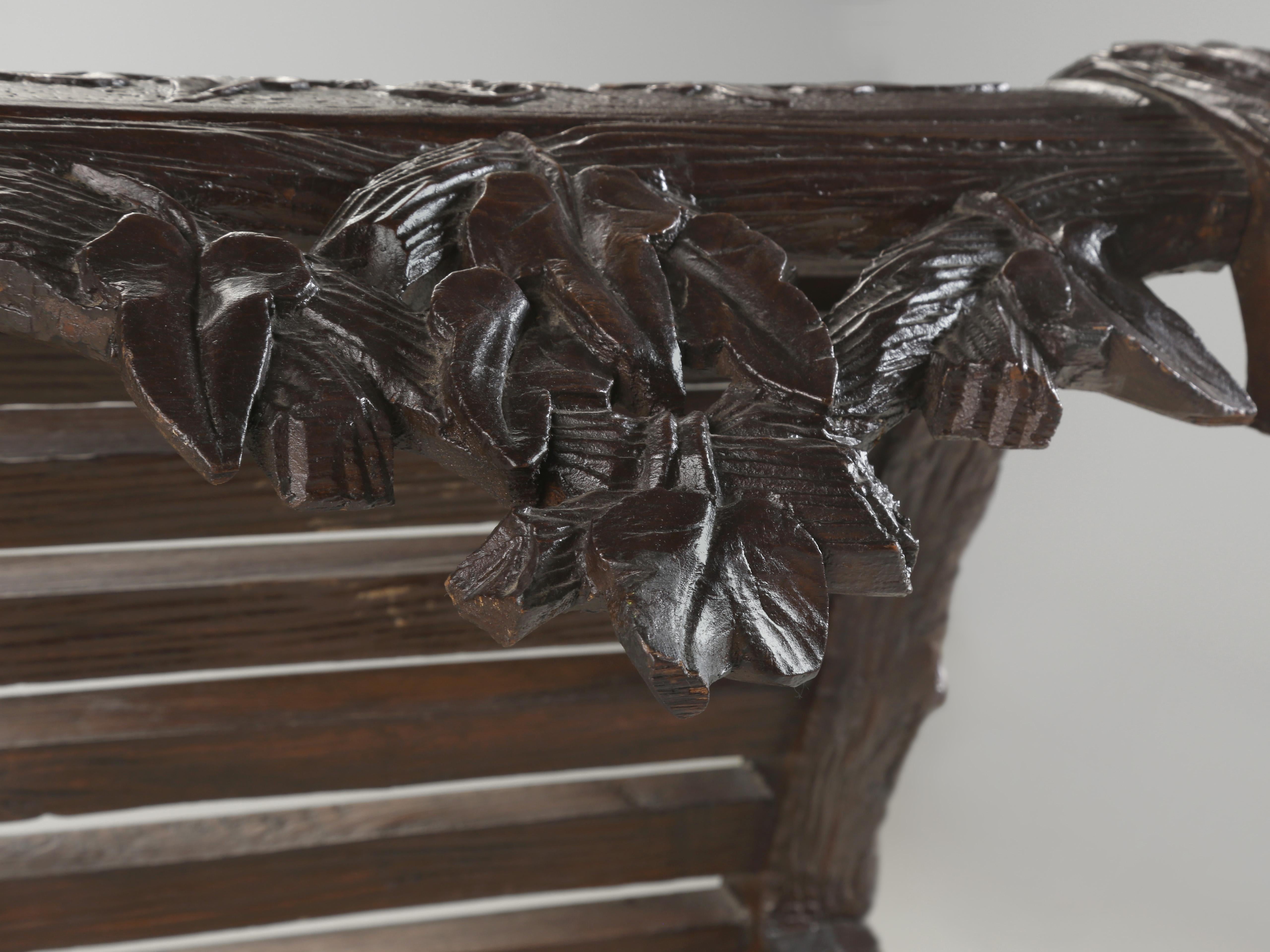Fin du XIXe siècle Ancienne chaise longue Black Forest de Suisse Part One d'une importante Collectional en vente