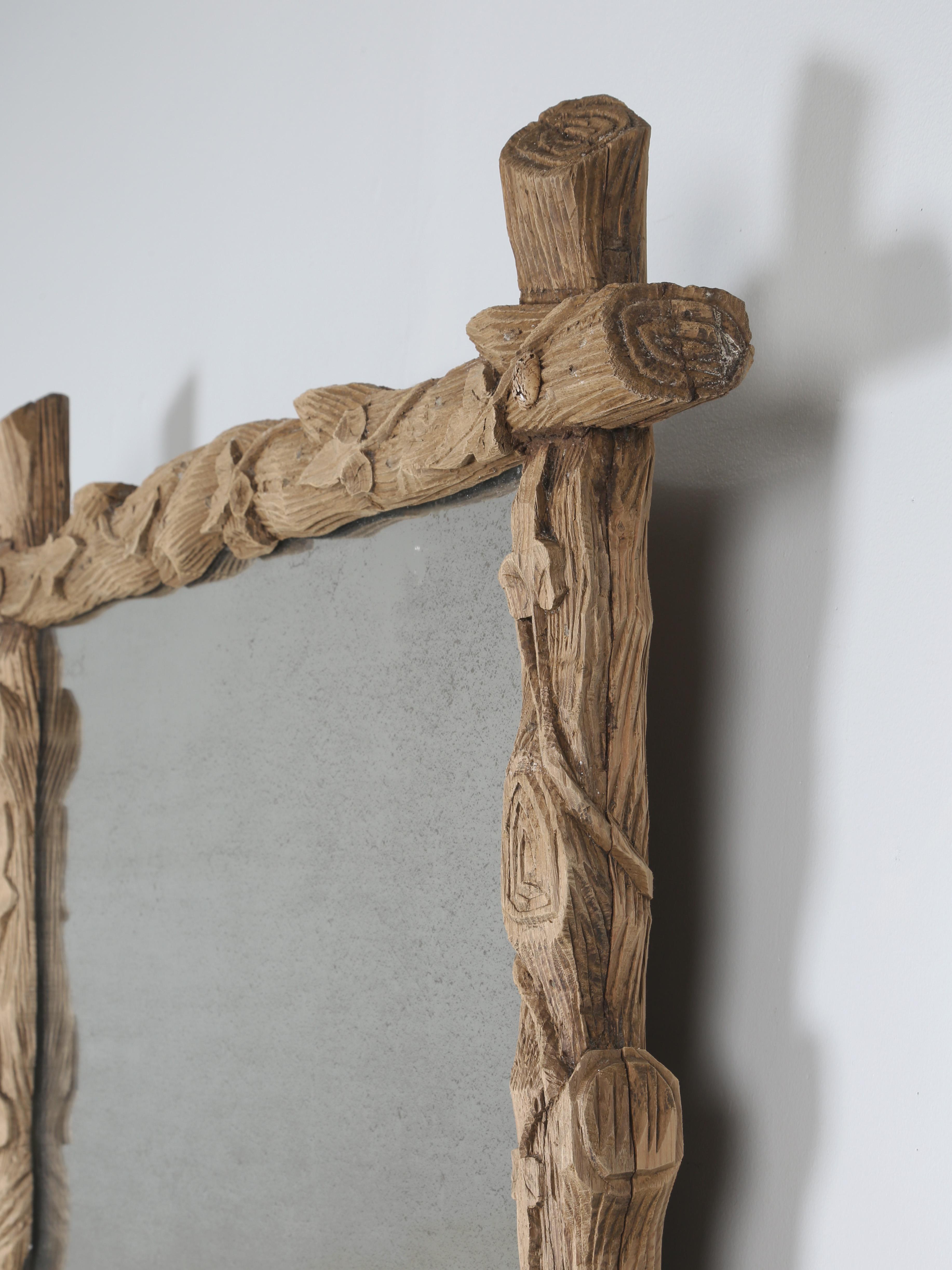 Antique Black Forest Mirror, die Teil einer großen Black Forest-Sammlung waren im Zustand „Gut“ im Angebot in Chicago, IL