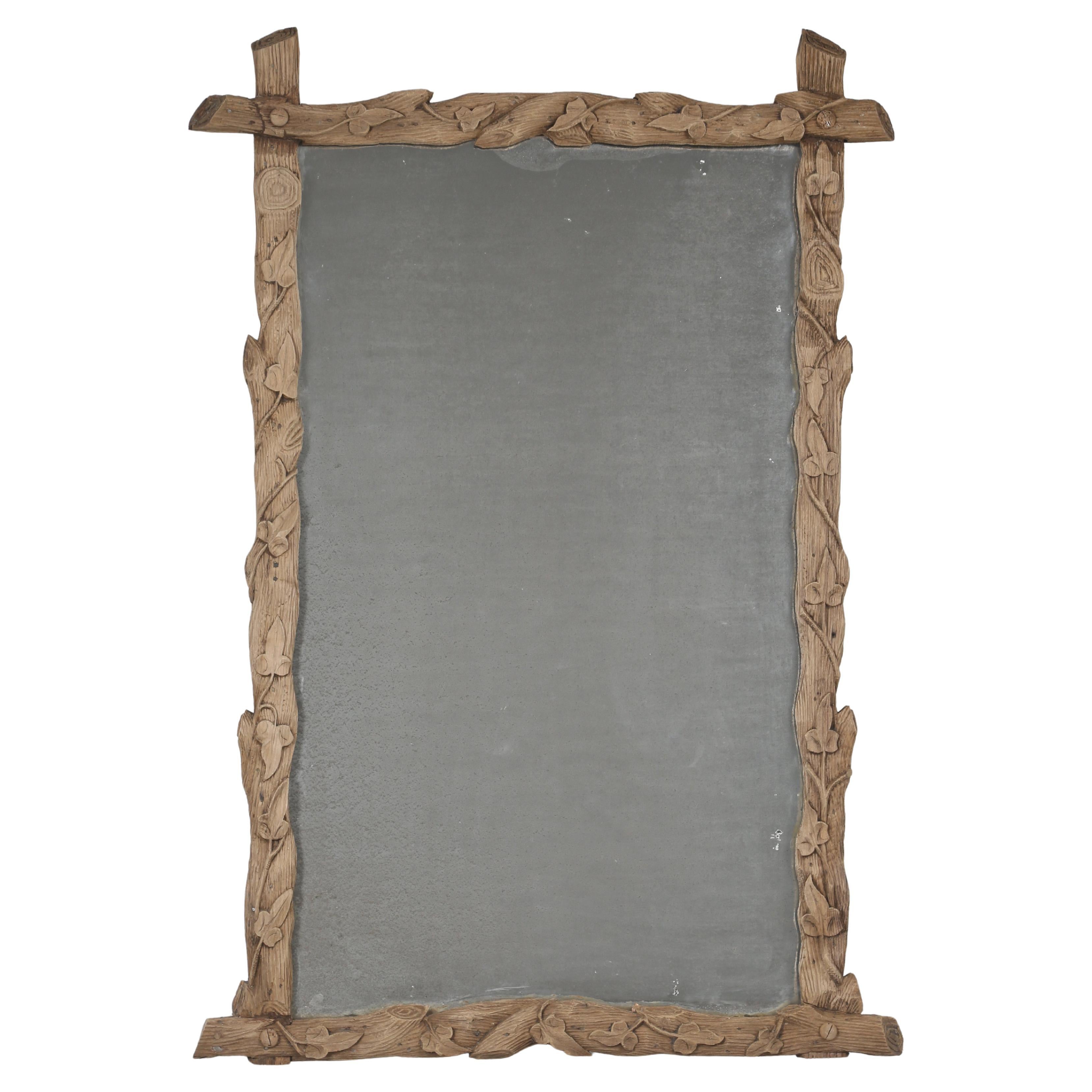 Antique Black Forest Mirror, die Teil einer großen Black Forest-Sammlung waren im Angebot