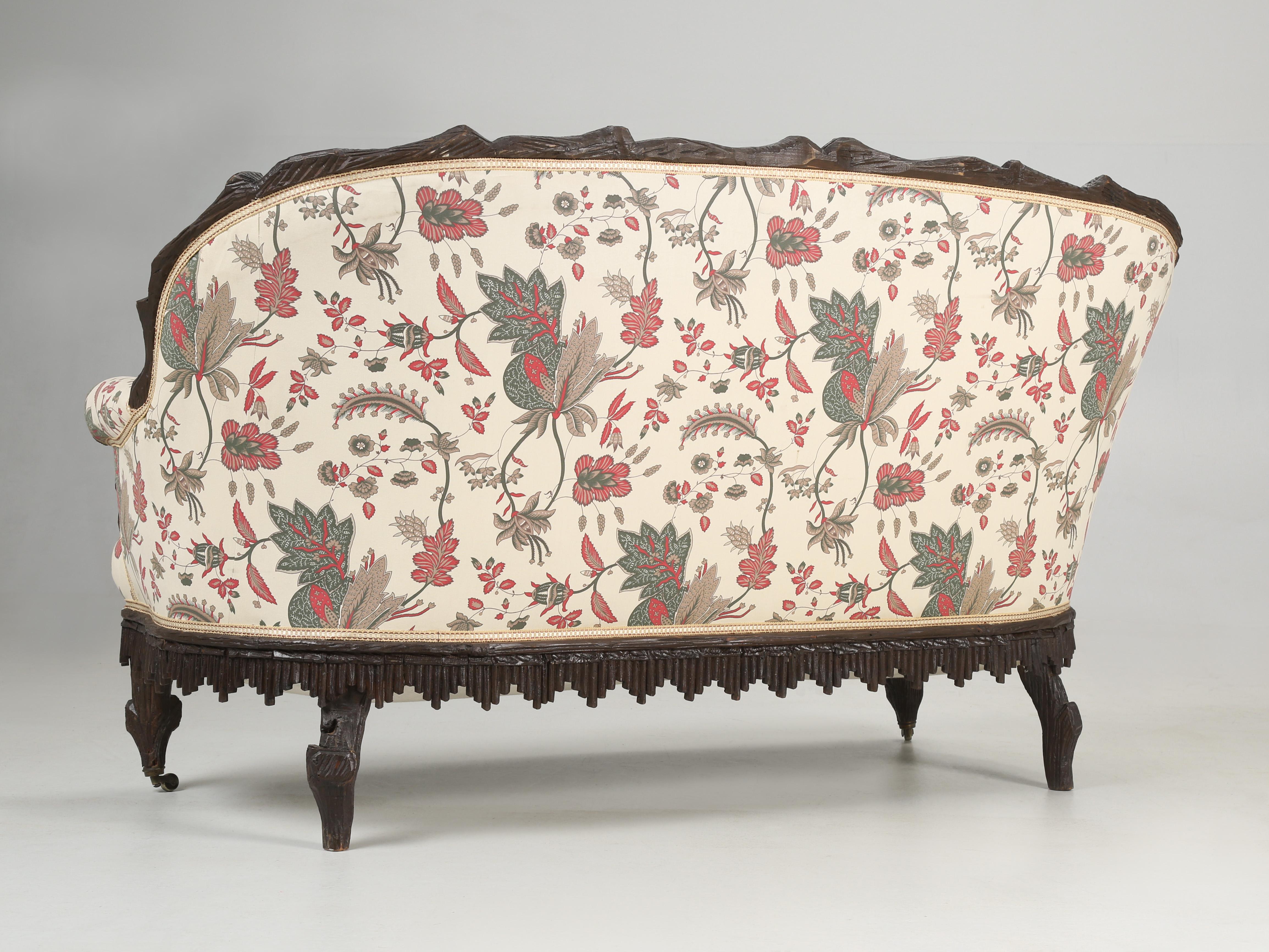 Antique Black Forest Sofa from French Chateau in the South of France, Restored For Sale 7