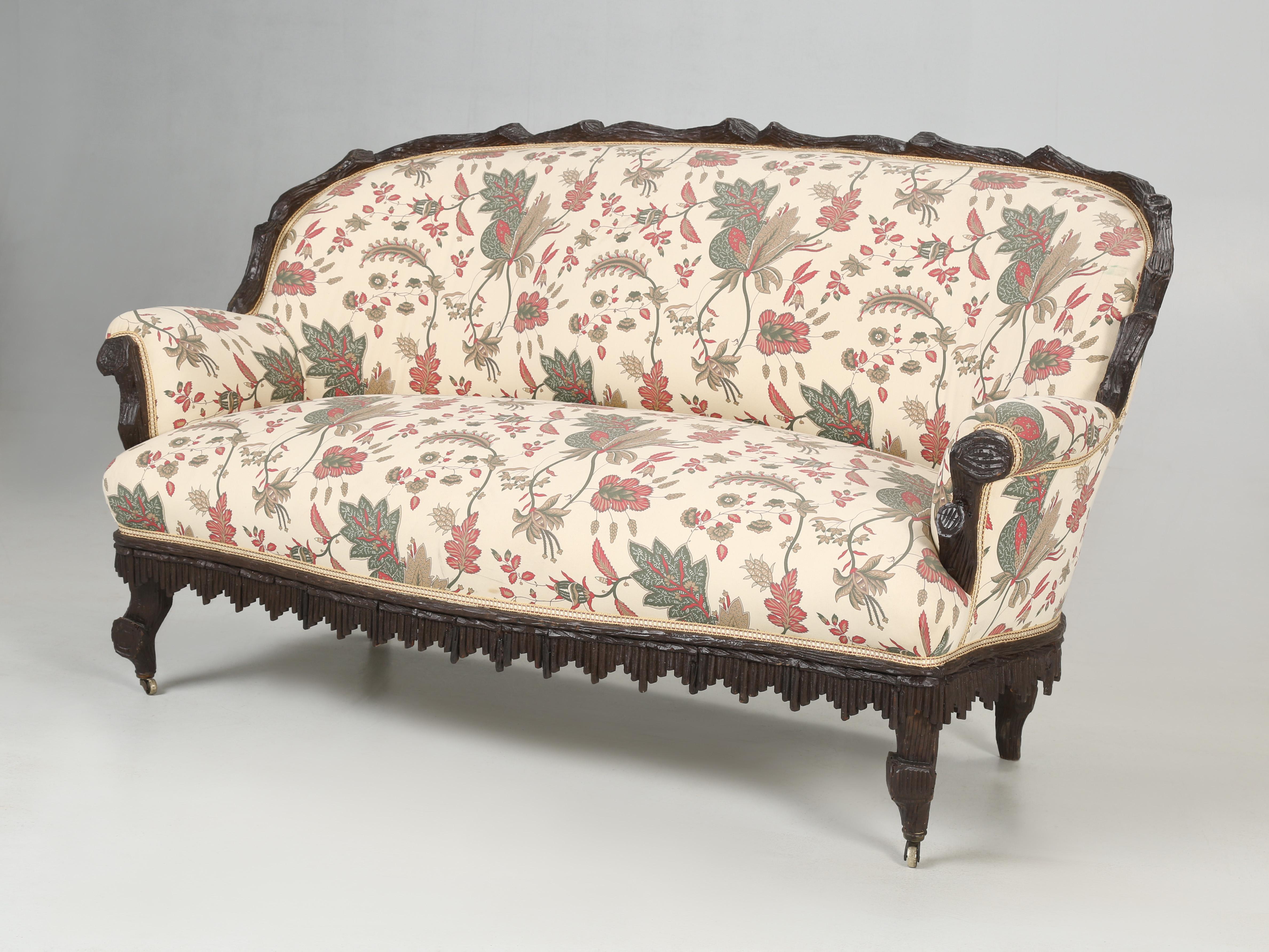 Antique Black Forest Sofa with Pair of Chairs (3) Pieces Photoshopped with Linen In Good Condition For Sale In Chicago, IL