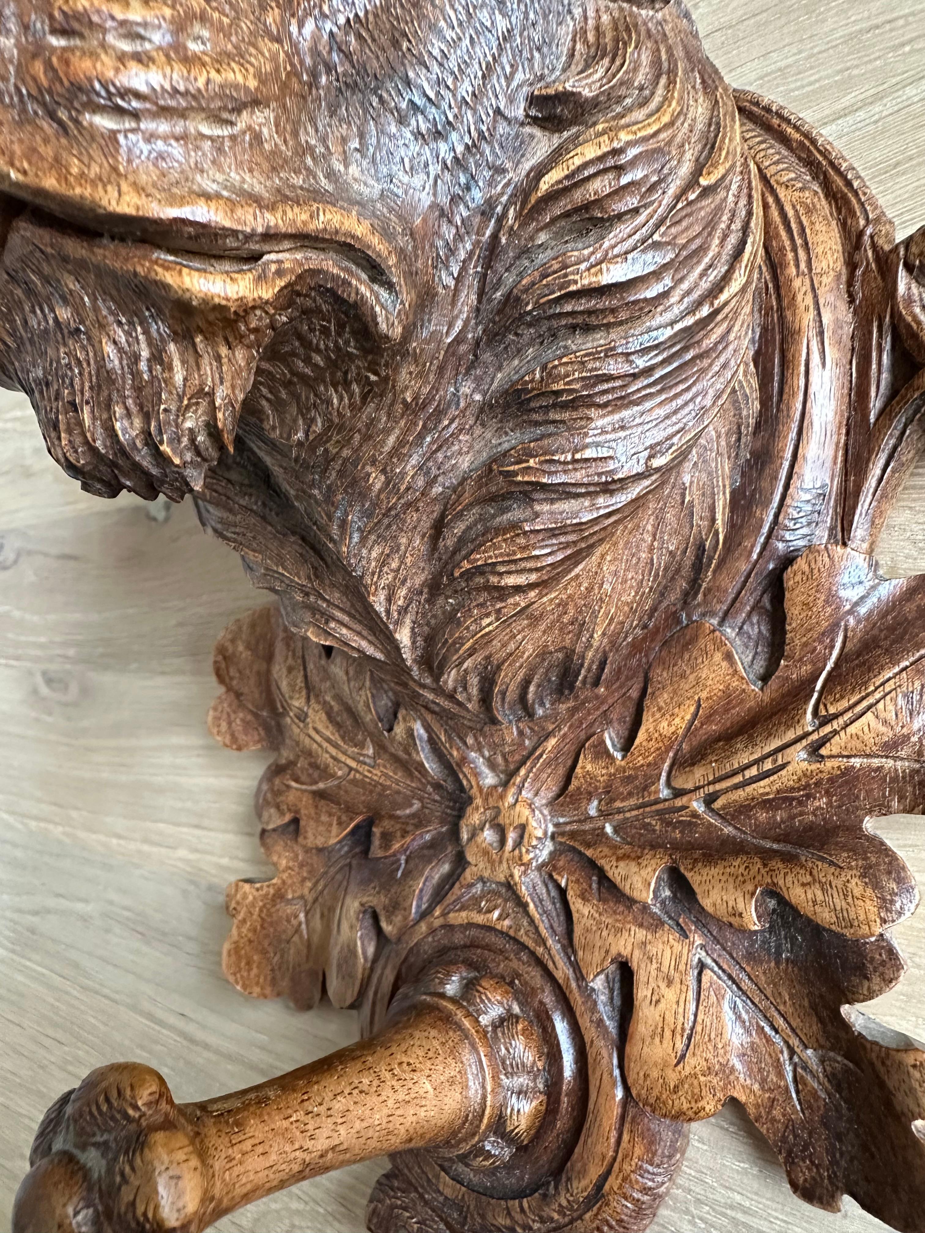 Antique Black Forest Wall Coat Rack with Carved Nutwood Lion Sculpture and Hook 1