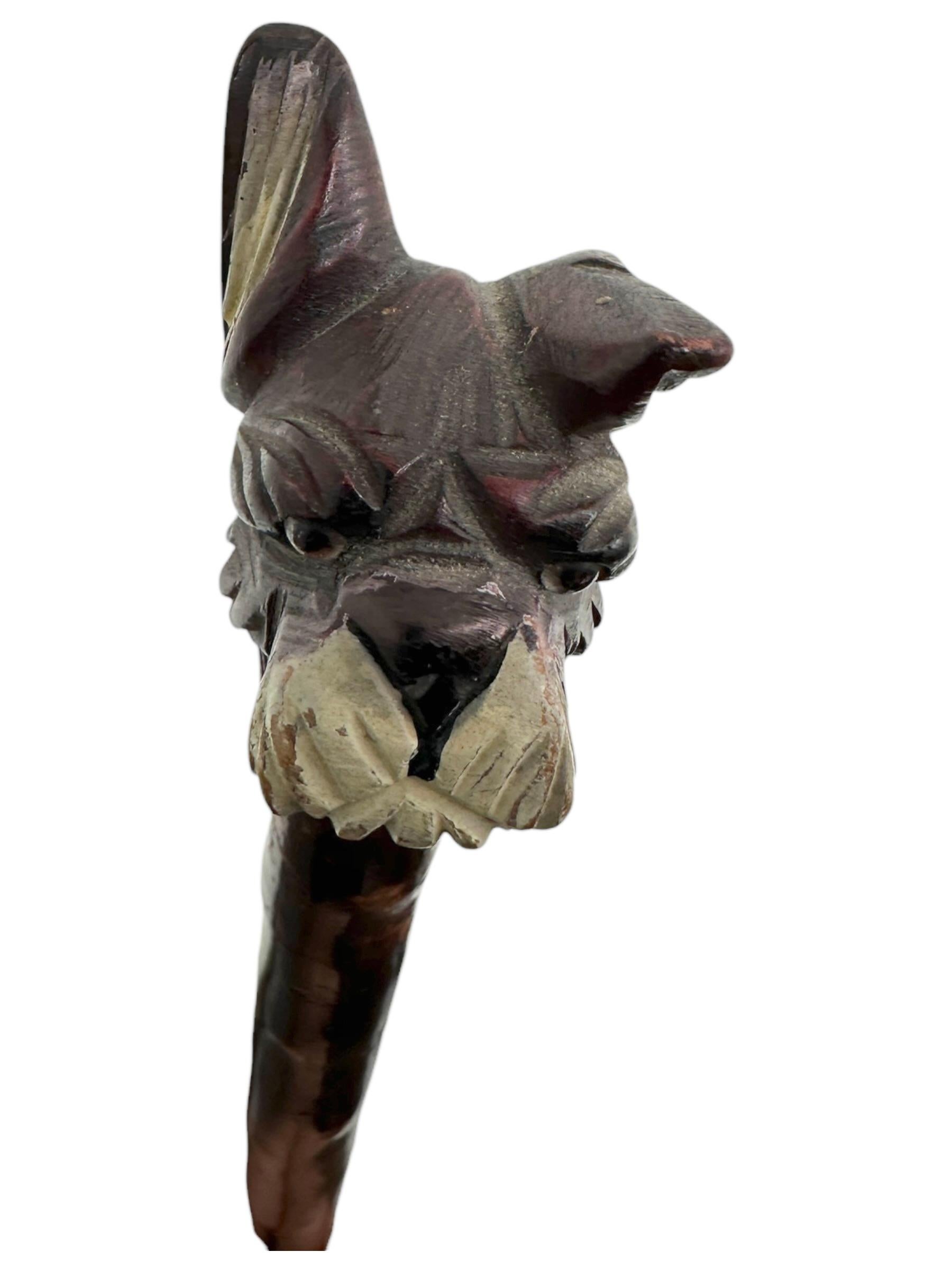 Antique Black Forest Wood Carved Scotty Dog Walking Stick Cane, 1900s, Germany In Good Condition For Sale In Nuernberg, DE