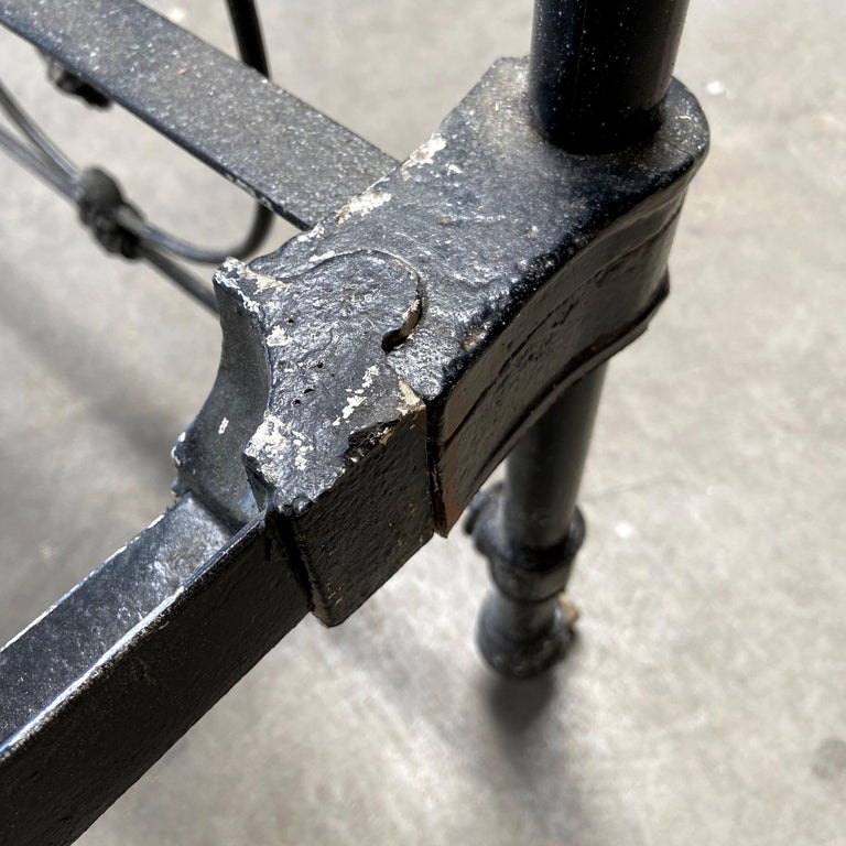 Antique Black Full Double Size Victorian Style Iron Bed with Rails For