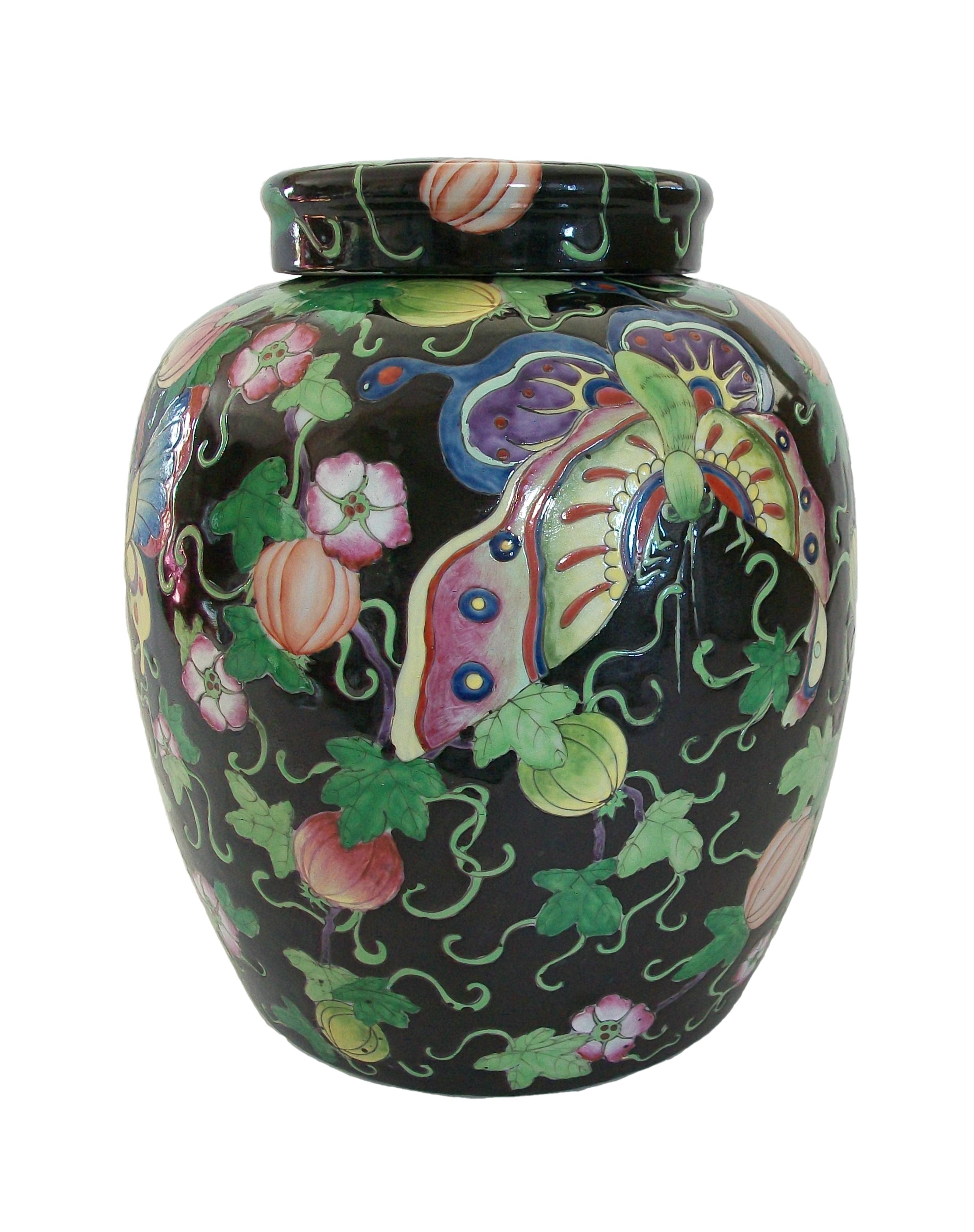 Hand-Painted Antique Black Ground Famille Rose 'Butterfly' Ginger Jar, China, 19th Century For Sale