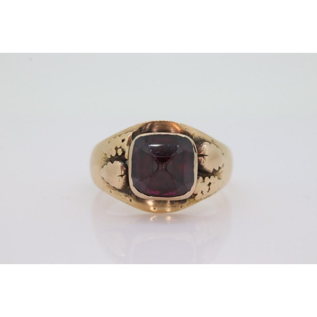 Antique Black Hills Gold ring. 10k Pyramid Garnet Black Hill Ring. Black Hills For Sale 2