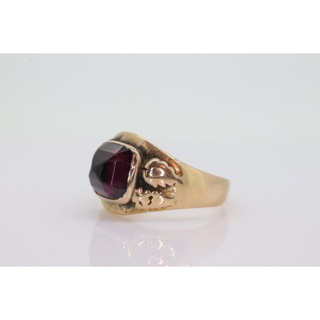 Antique Black Hills Gold ring. 10k Pyramid Garnet Black Hill Ring. Black Hills For Sale 5