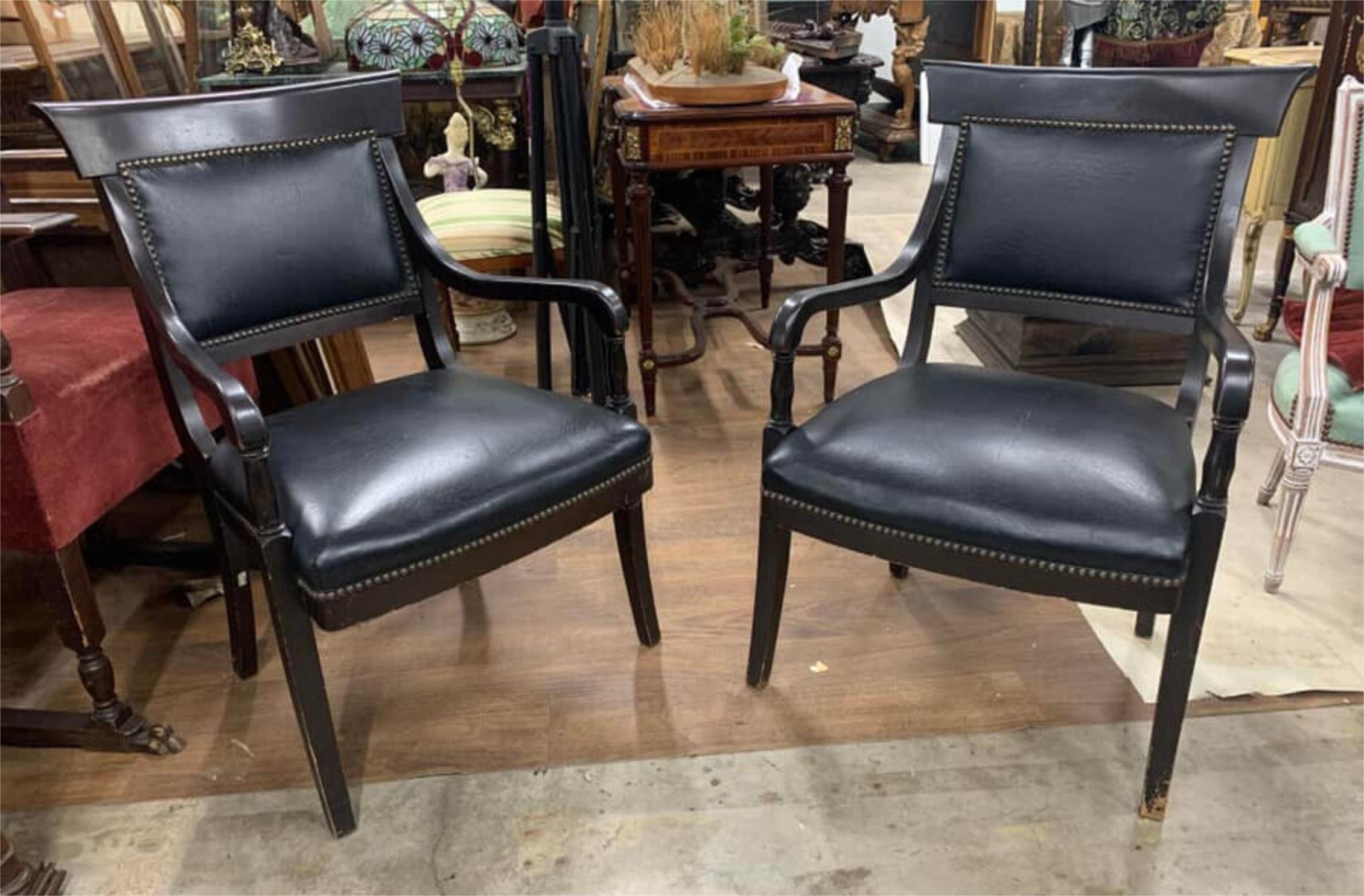 Altro Poltrone antiche in pelle nera, tonalità Wood scuro, Fauteuils, coppia, set di 2! in vendita