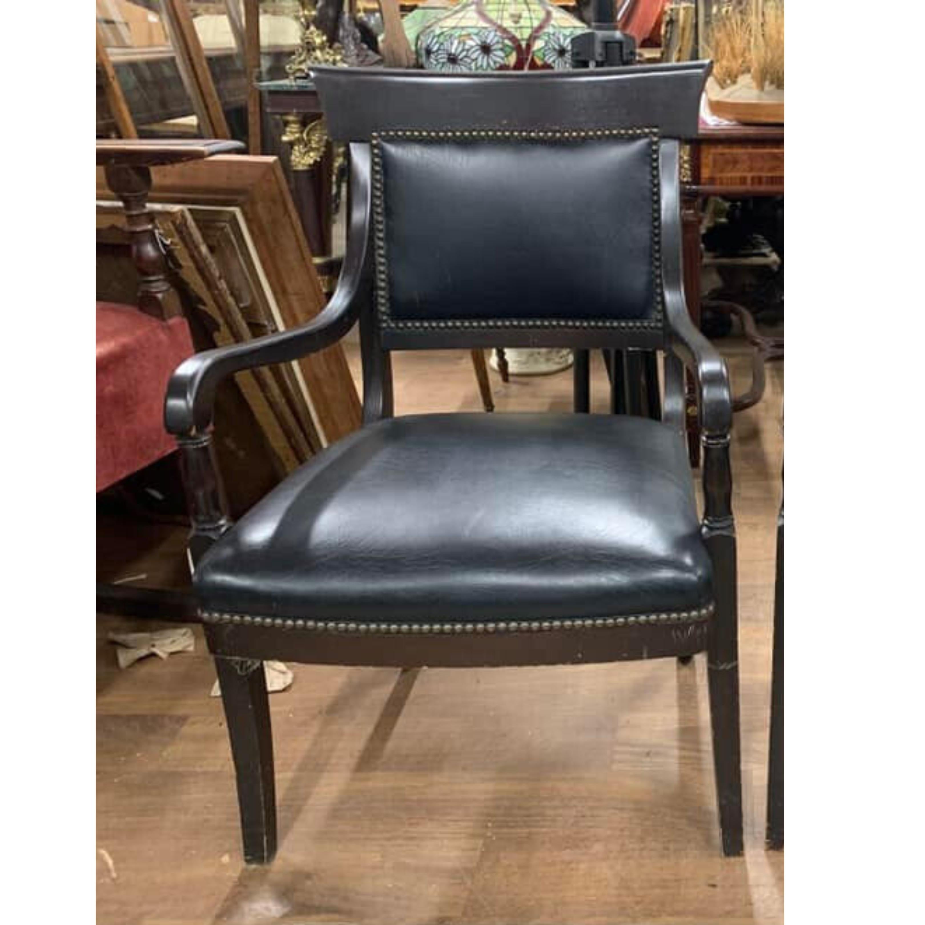 Pelle Poltrone antiche in pelle nera, tonalità Wood scuro, Fauteuils, coppia, set di 2! in vendita