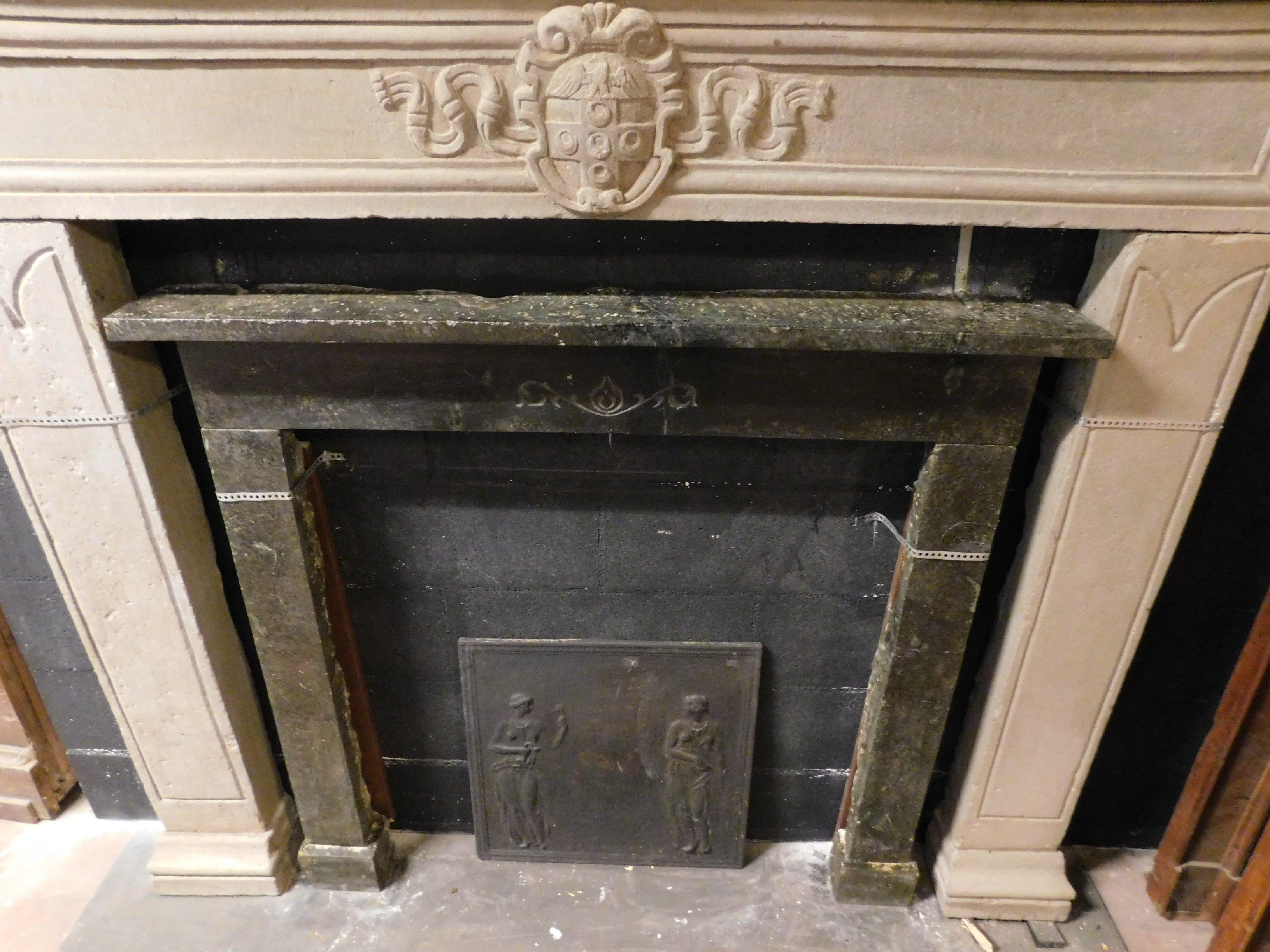Hand-Carved Antique Black Marble Fireplace Mantle with Central Carving, 19th Century Italy For Sale