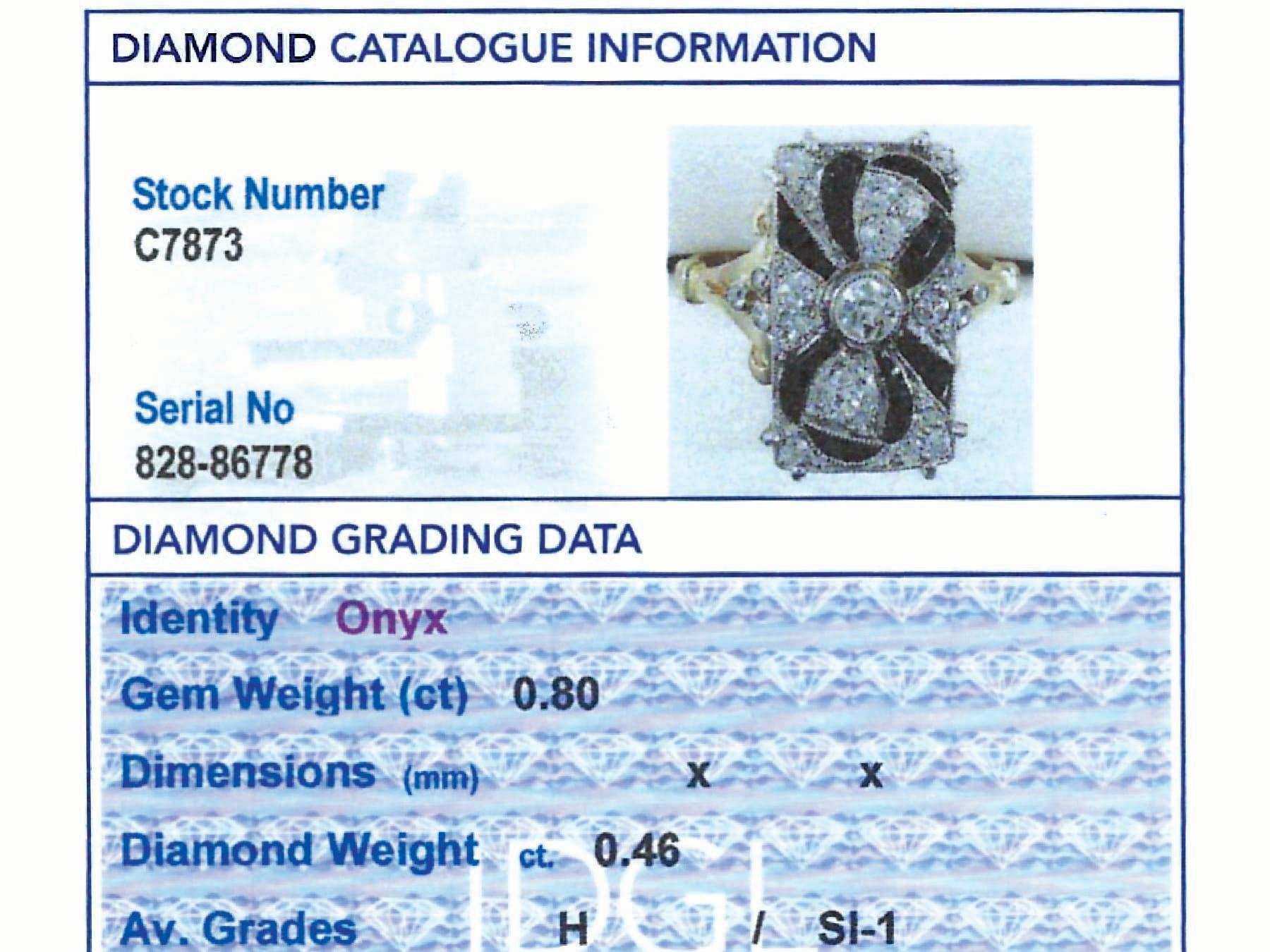 Bague ancienne en or jaune 18 carats avec onyx noir et diamants de 0,46 carat en vente 3
