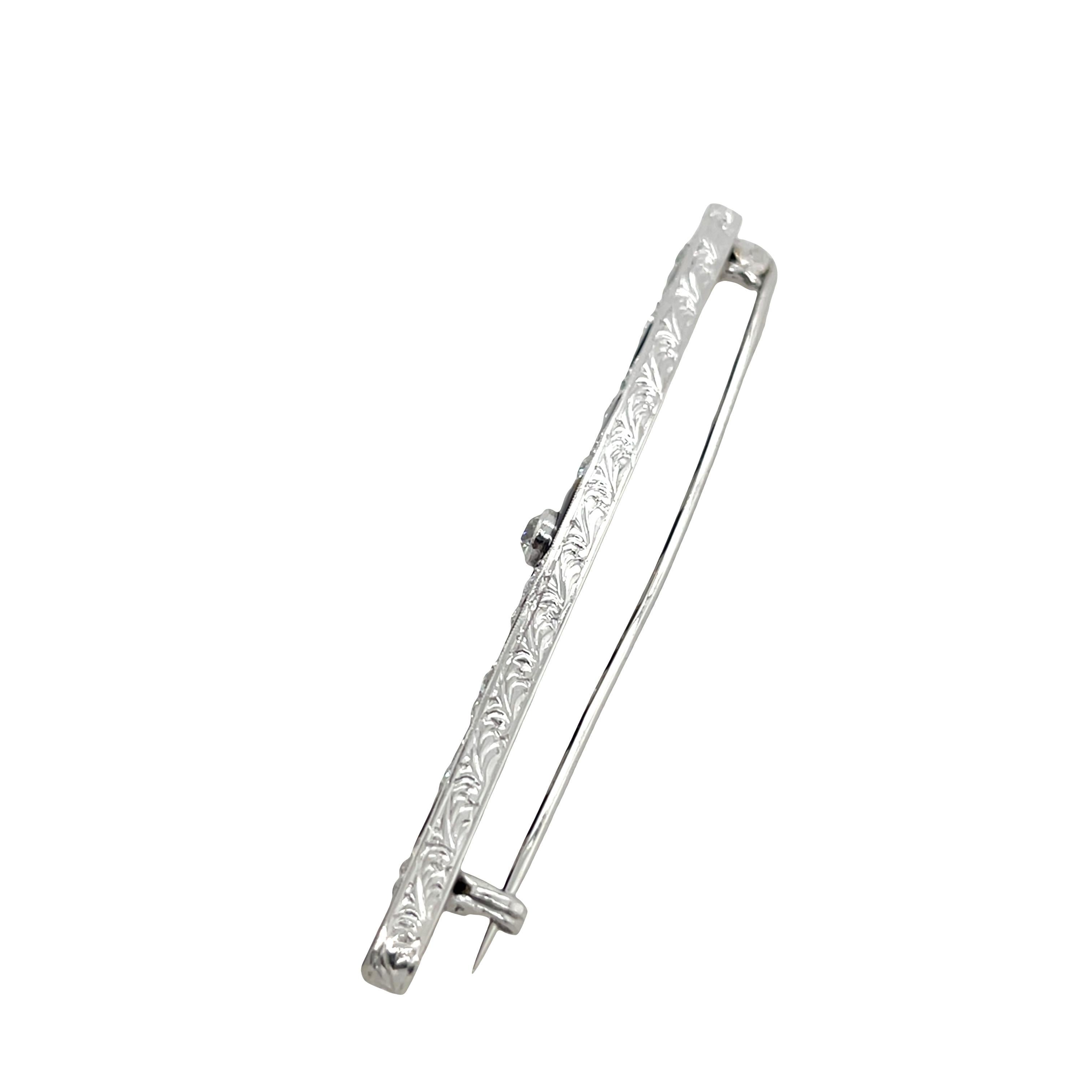 Spilla antica in platino con onice nero e diamanti in vendita 2