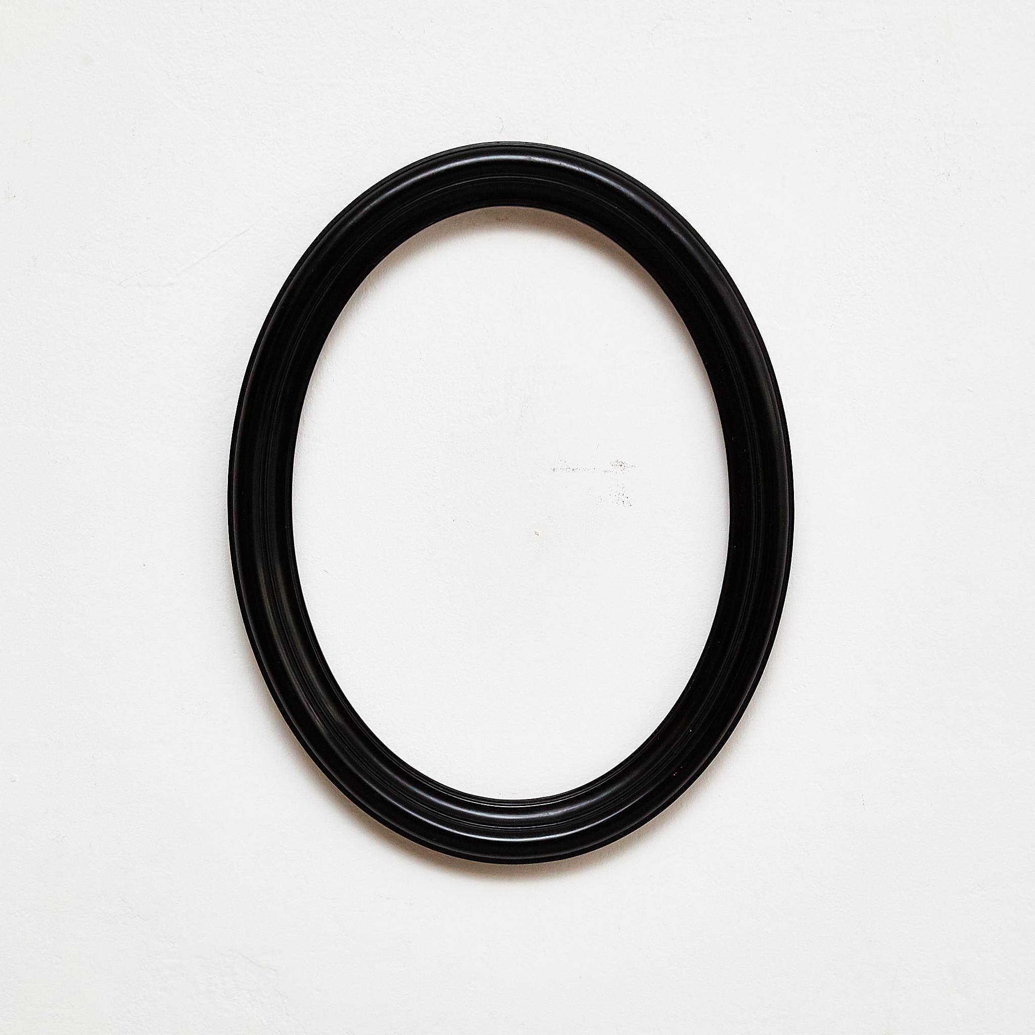 Mid-Century Modern Antique Black Oval Wood Laquered Frame, circa 1940 For Sale
