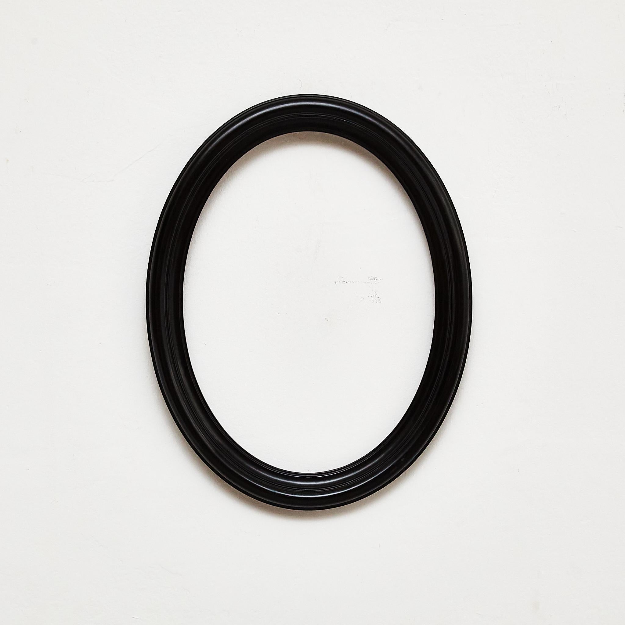Mid-Century Modern Antique Black Oval Wood Laquered Frame, circa 1950 For Sale