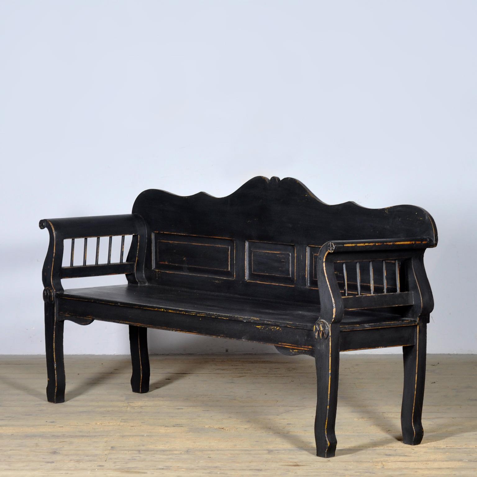 Hongrois Banc ancien en pin noir, années 1900 en vente