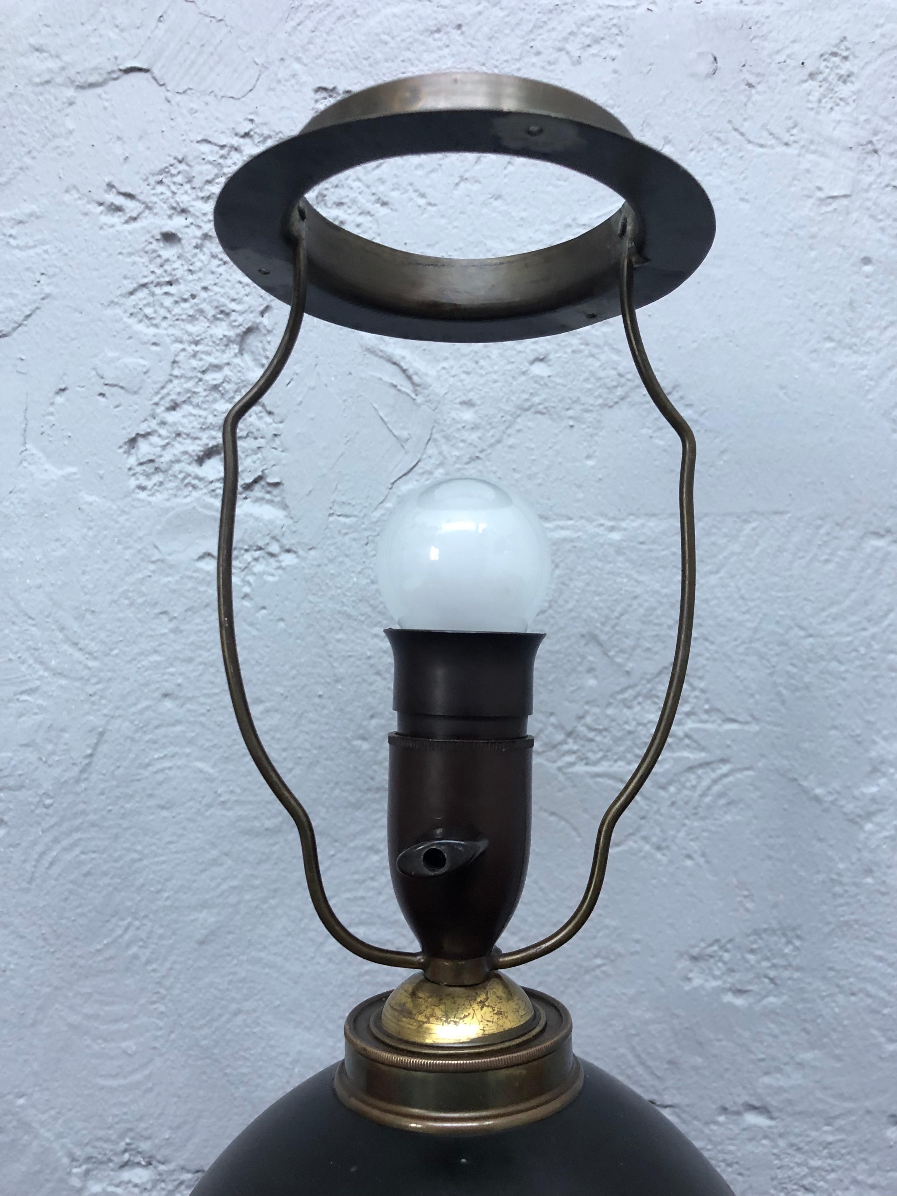 Antike Eule-Tischlampe aus schwarzer Keramik von L. Hjorth aus Bornholm (Handgefertigt) im Angebot