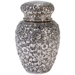 Antike antike schwarze, sternförmige und mattierte Repousse-Teekanne aus Sterlingsilber
